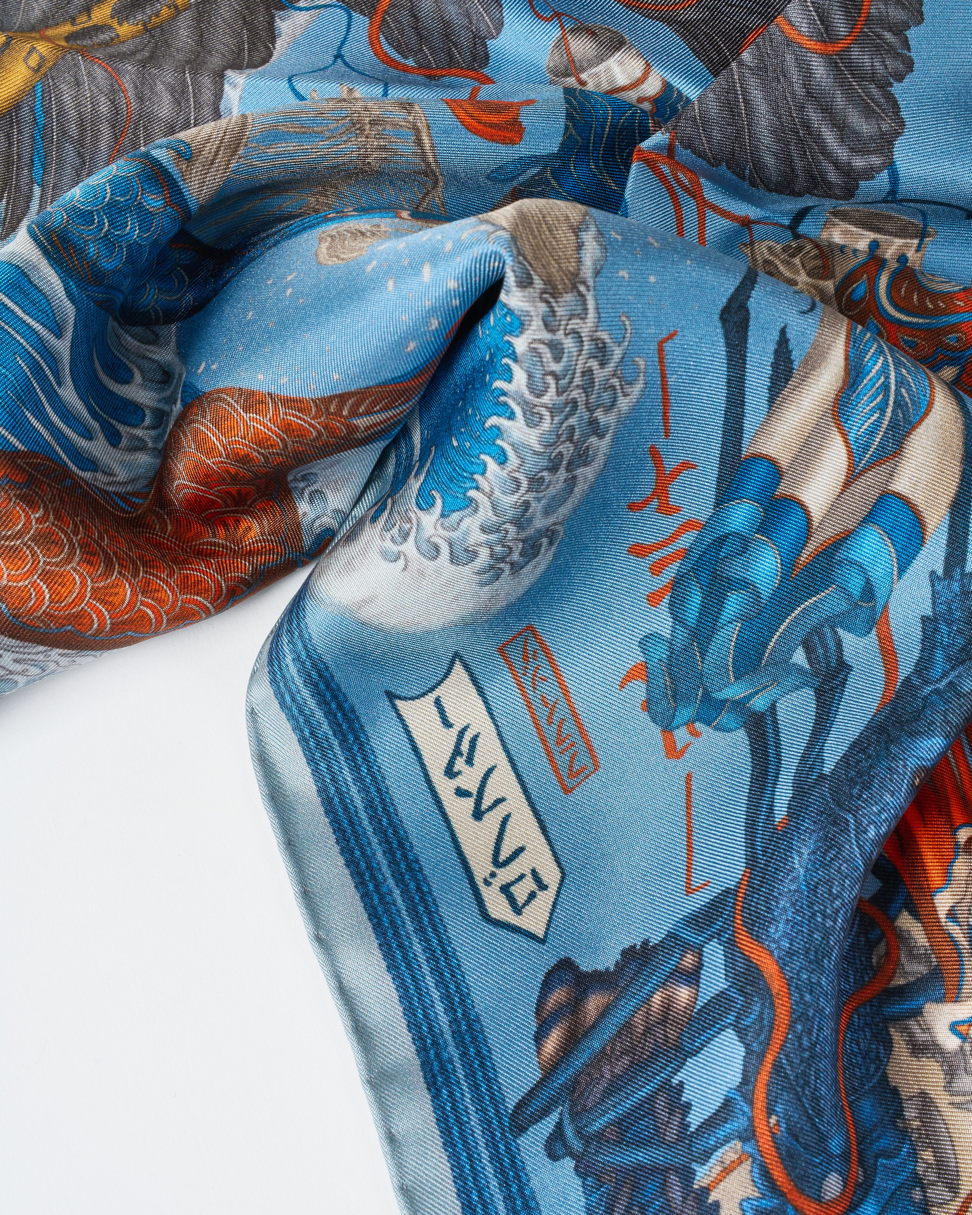 kionobori karasu silk twill square scarf - Image 2