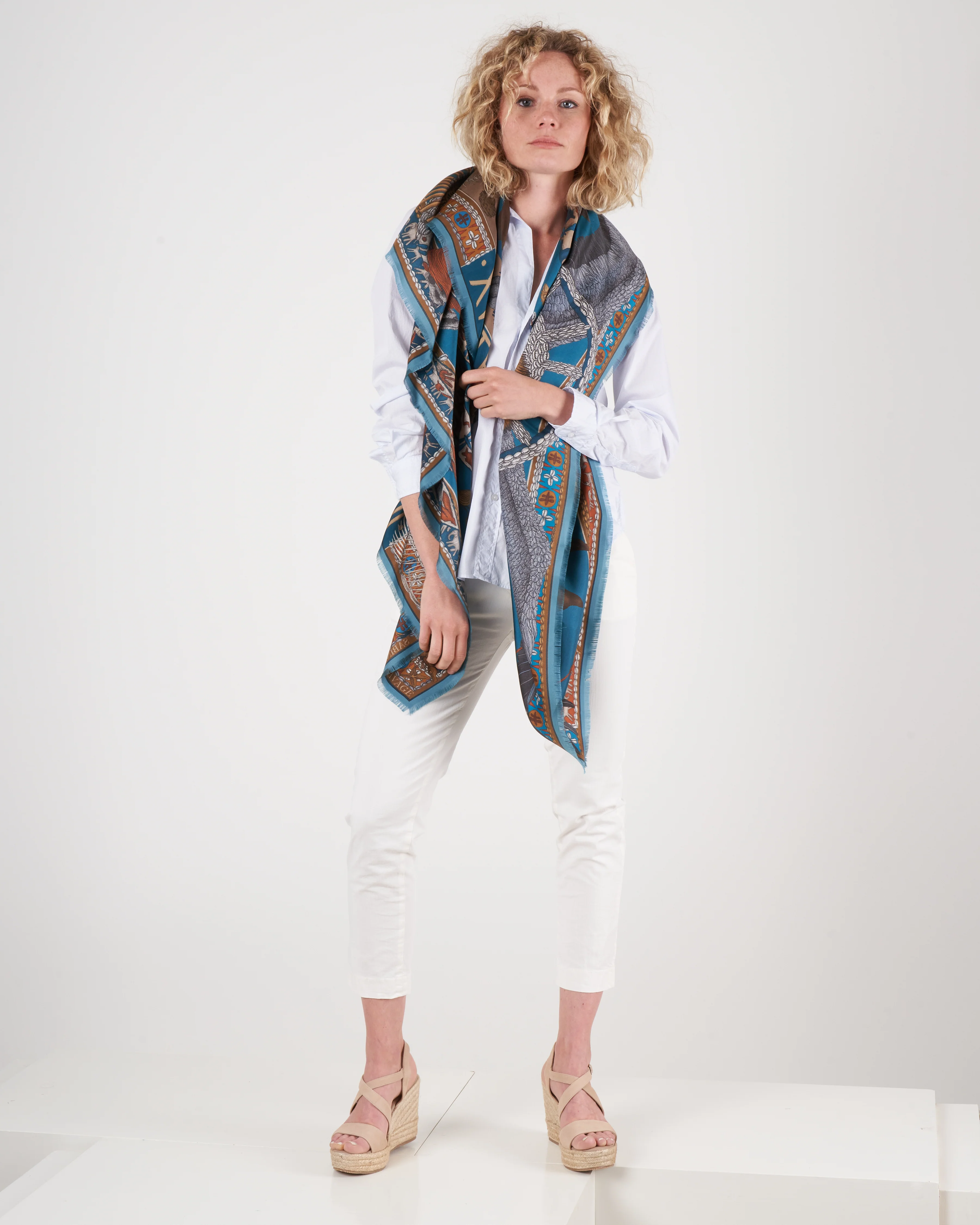 silk scarf 135 x 135 cm - lagoon/fawn - Image 2