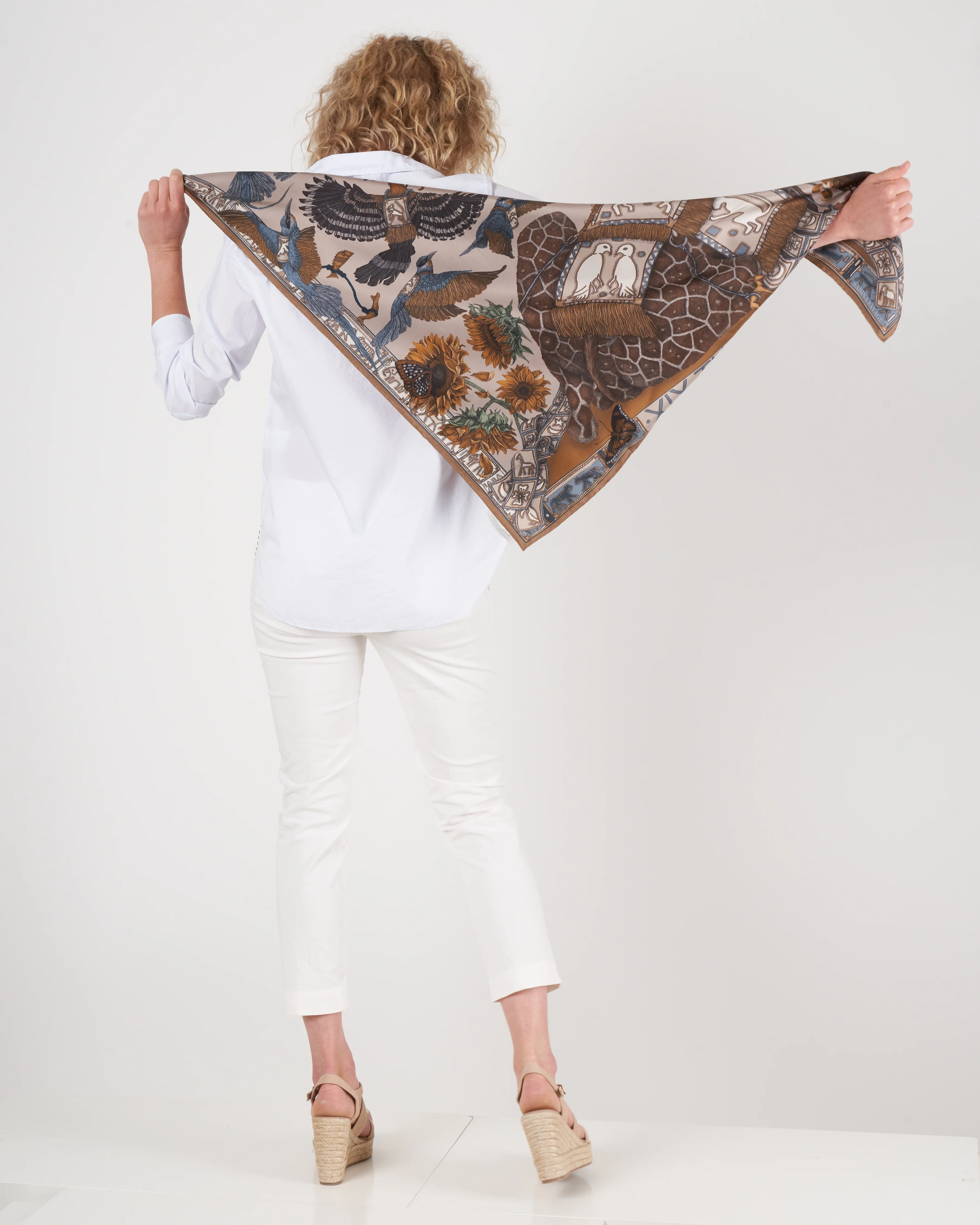 silk scarf 90 x 90 cm - linen/bone - Image 2