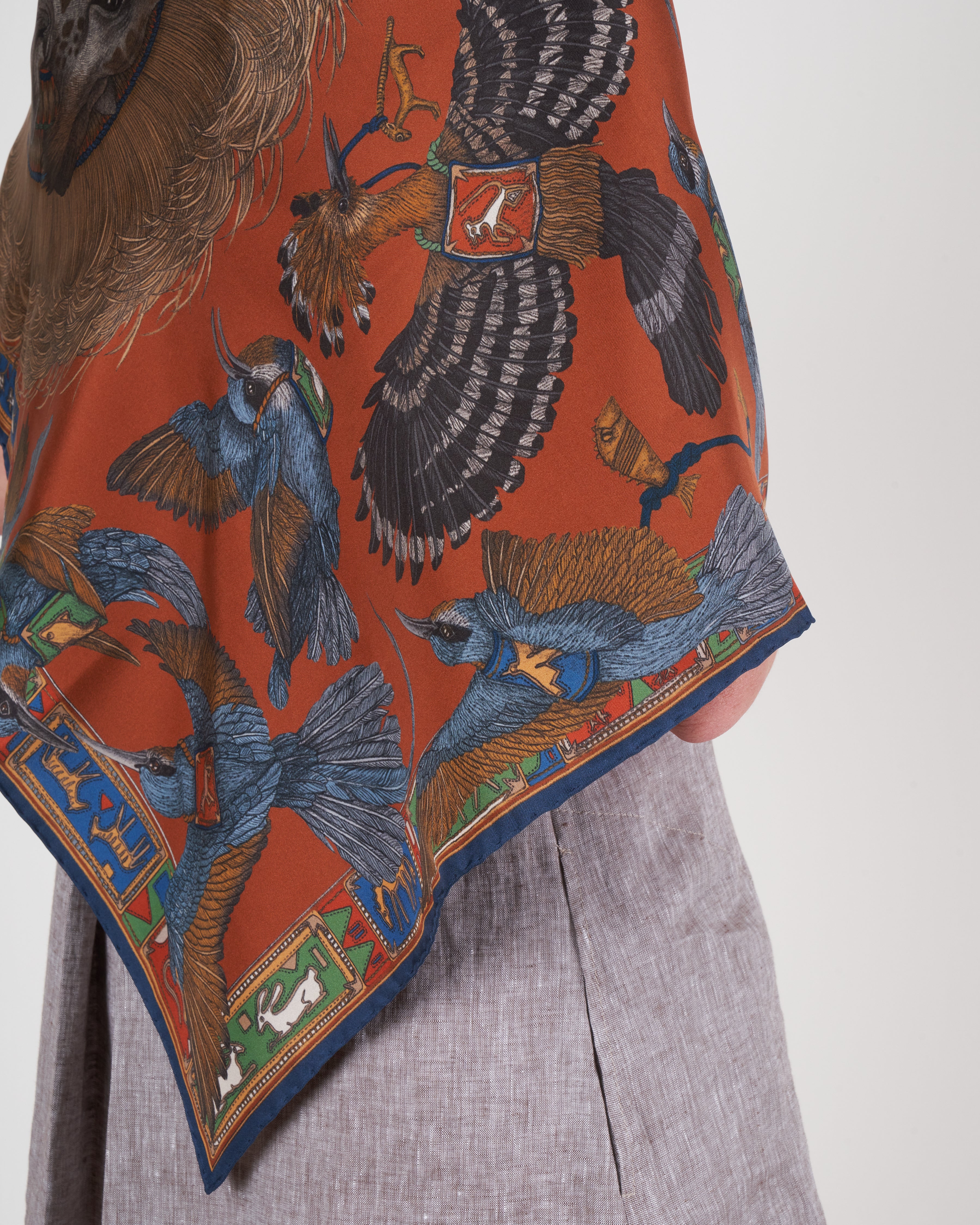 silk scarf 90 x 90 cm - spice/navy - Image 4