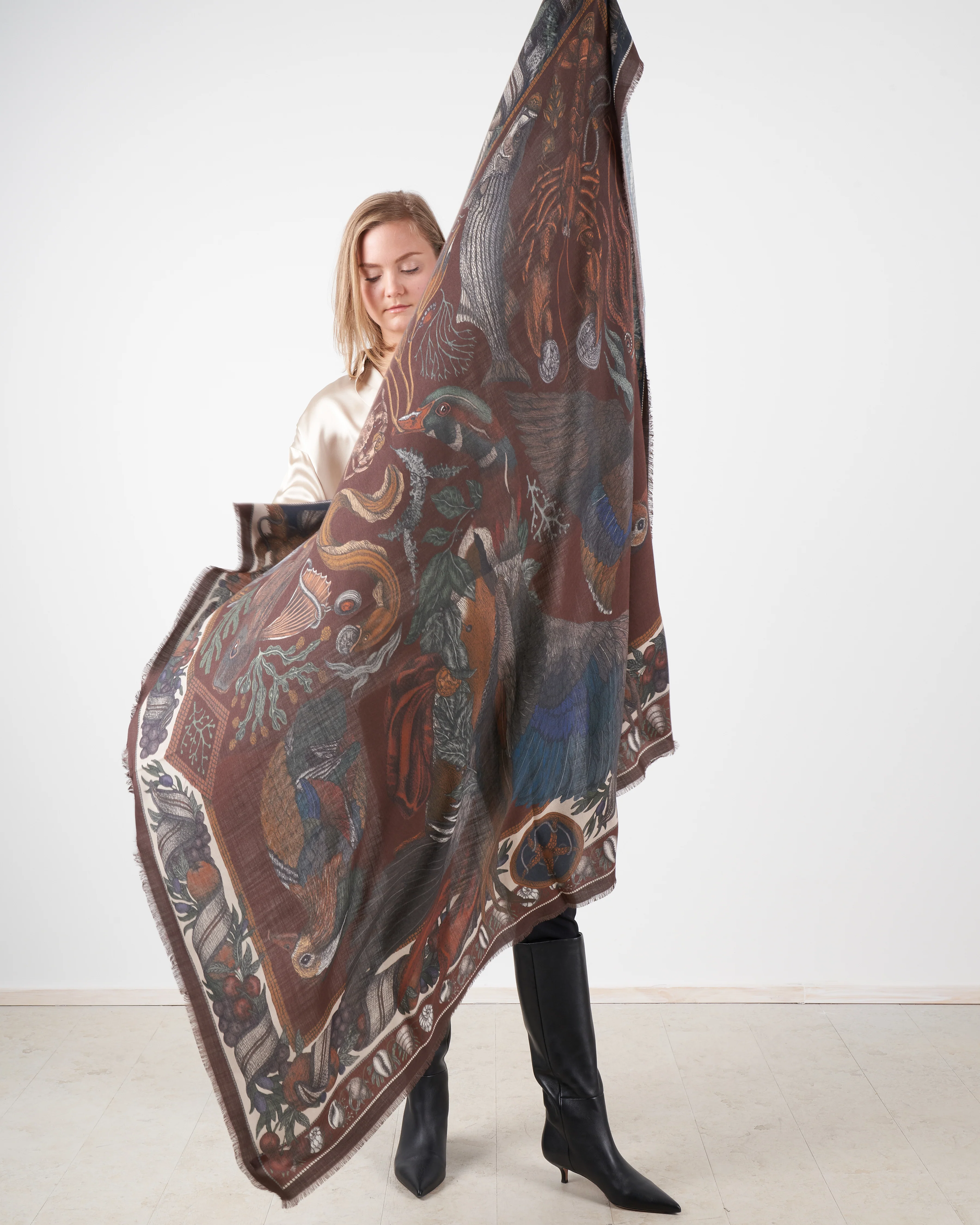 neptune's riches wool silk scarf - rosso - Image 2