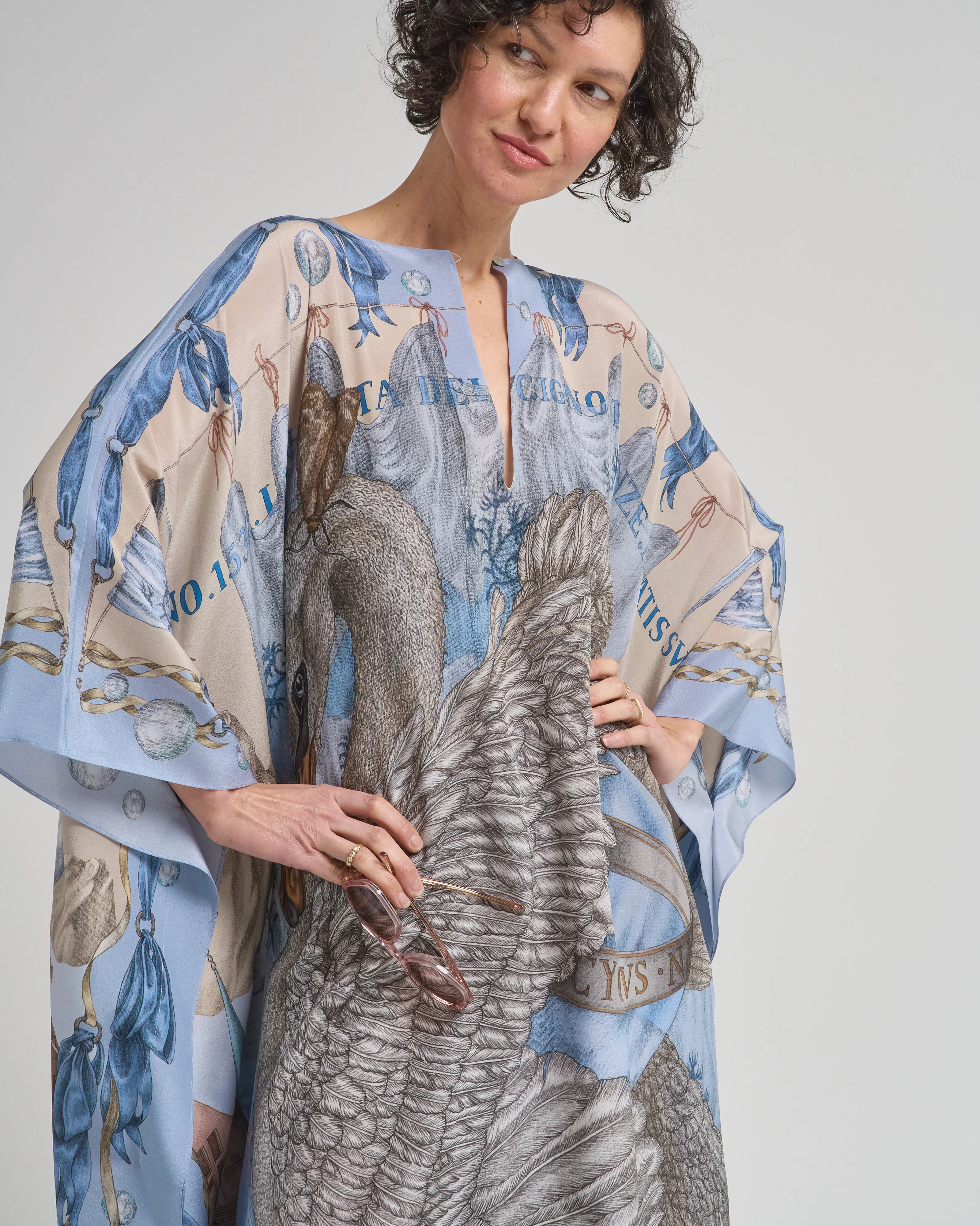 the glass swan kaftan - Image 2