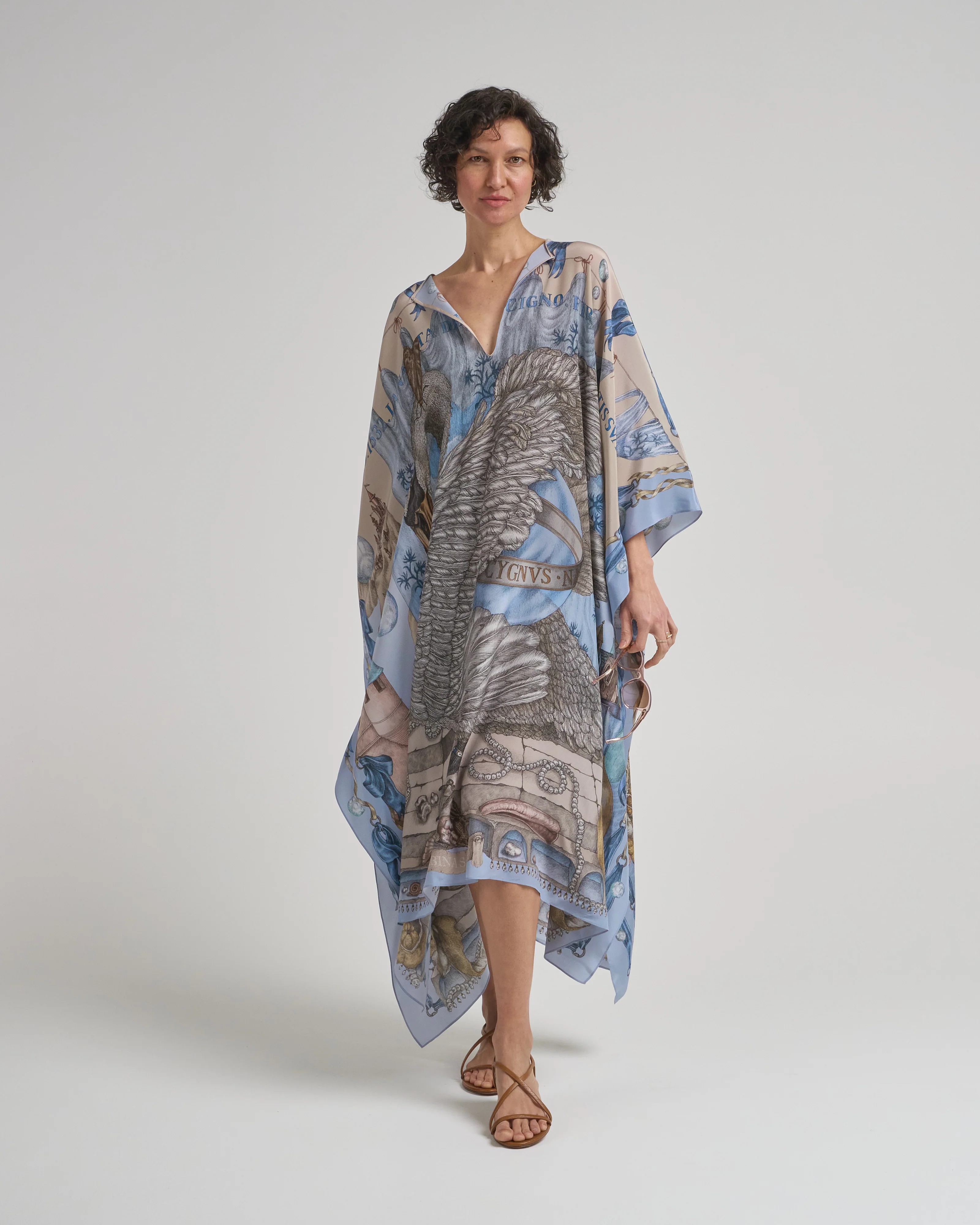 the glass swan kaftan - Image 3