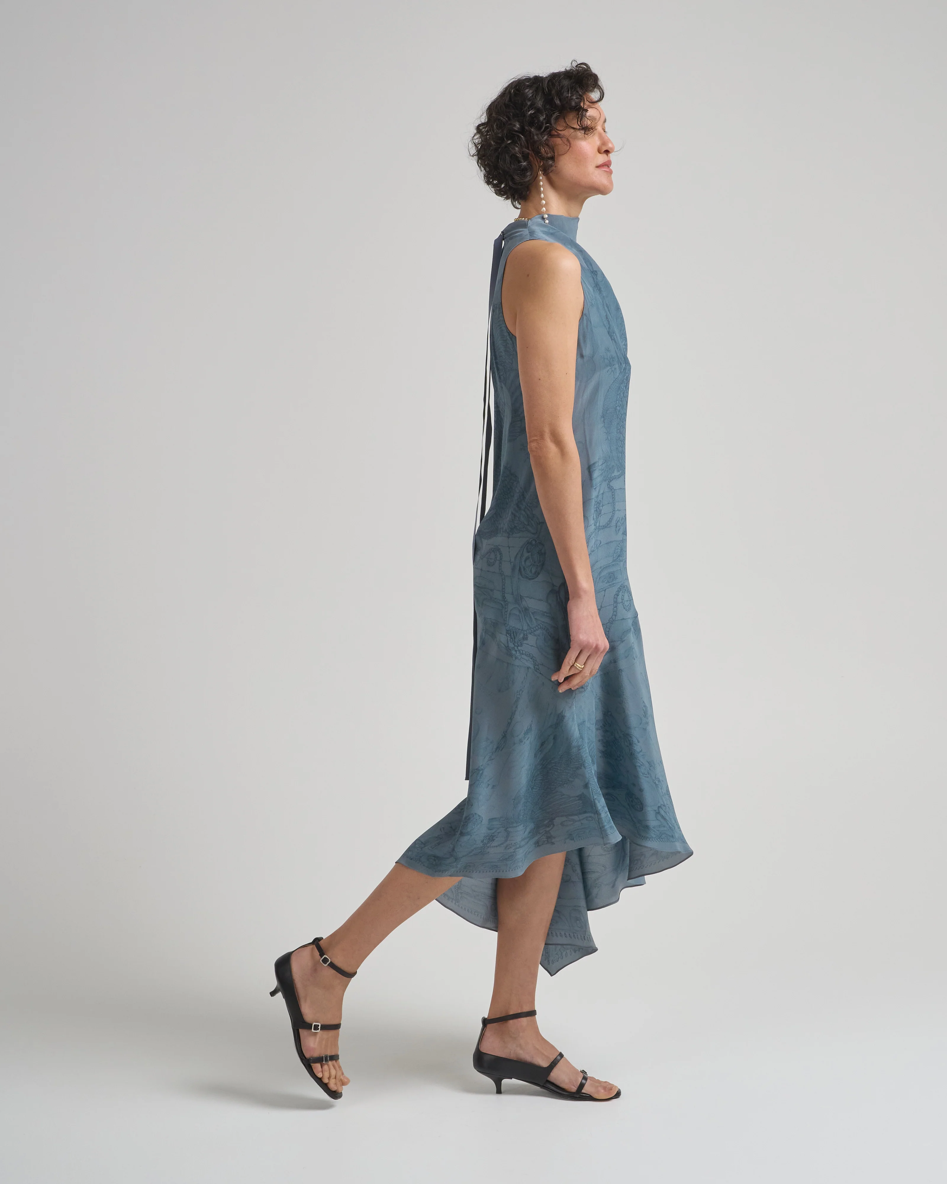the glass swan pencil waterfall dress - Image 4