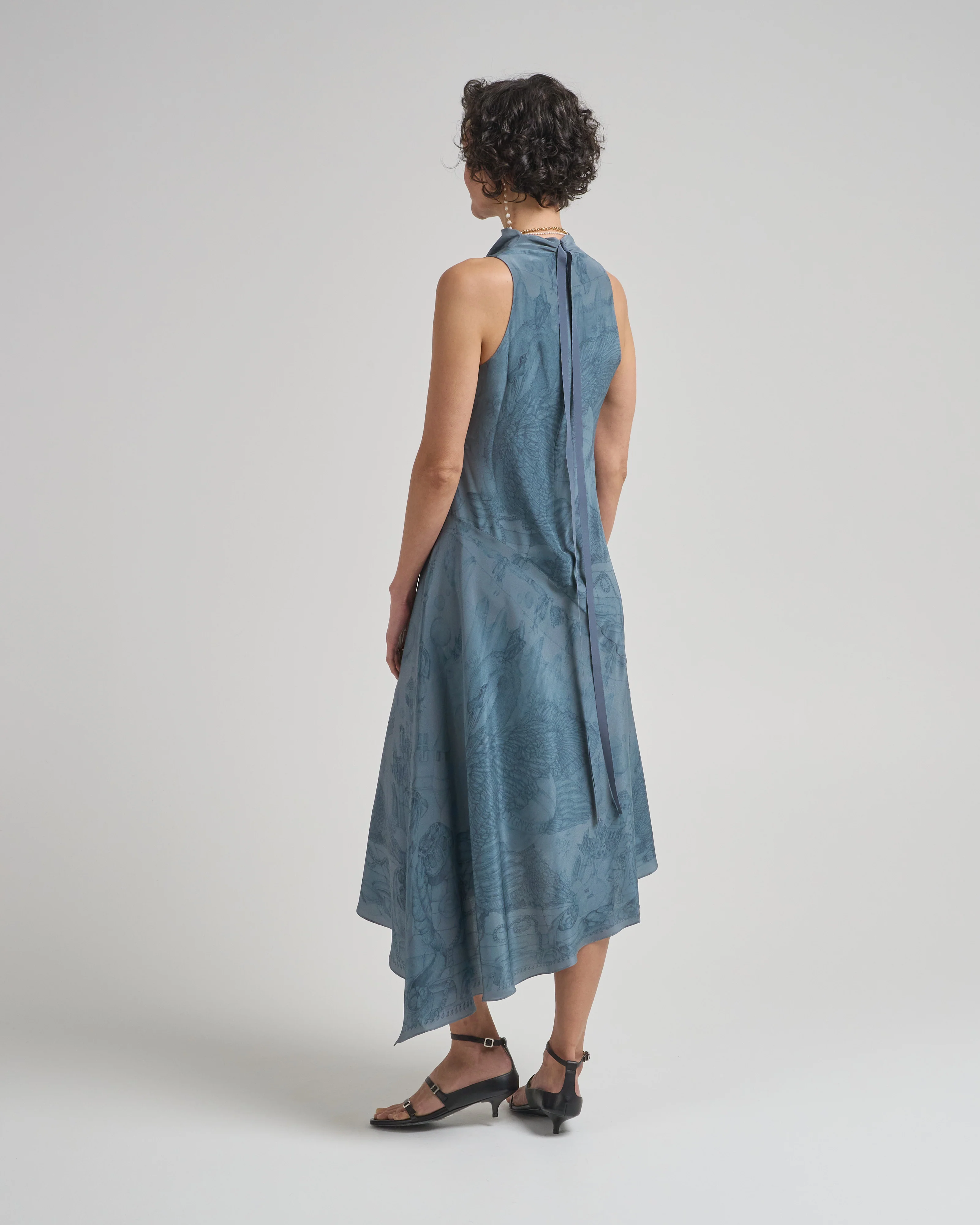 the glass swan pencil waterfall dress - Image 5