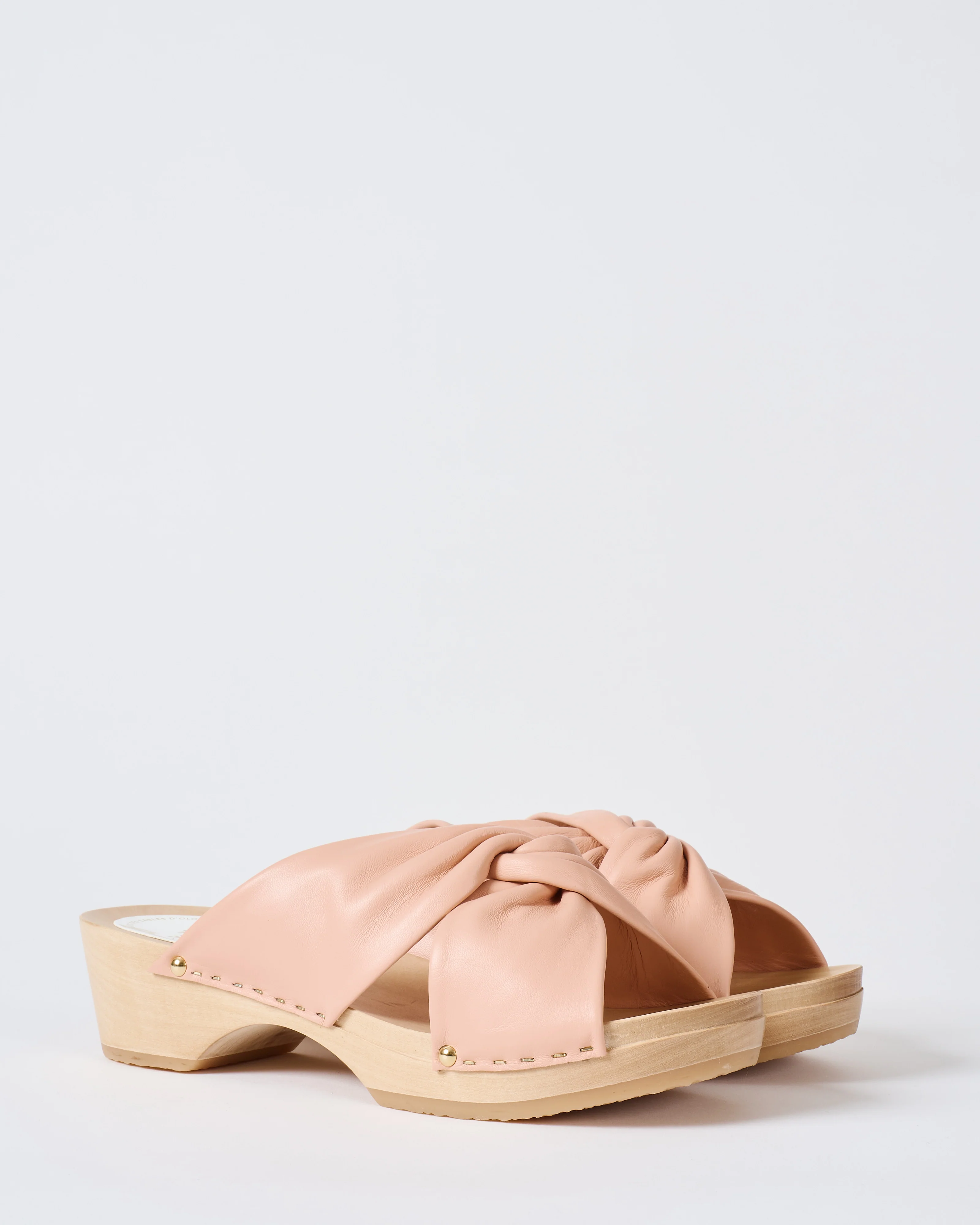 crisscross low heel clog - Image 3