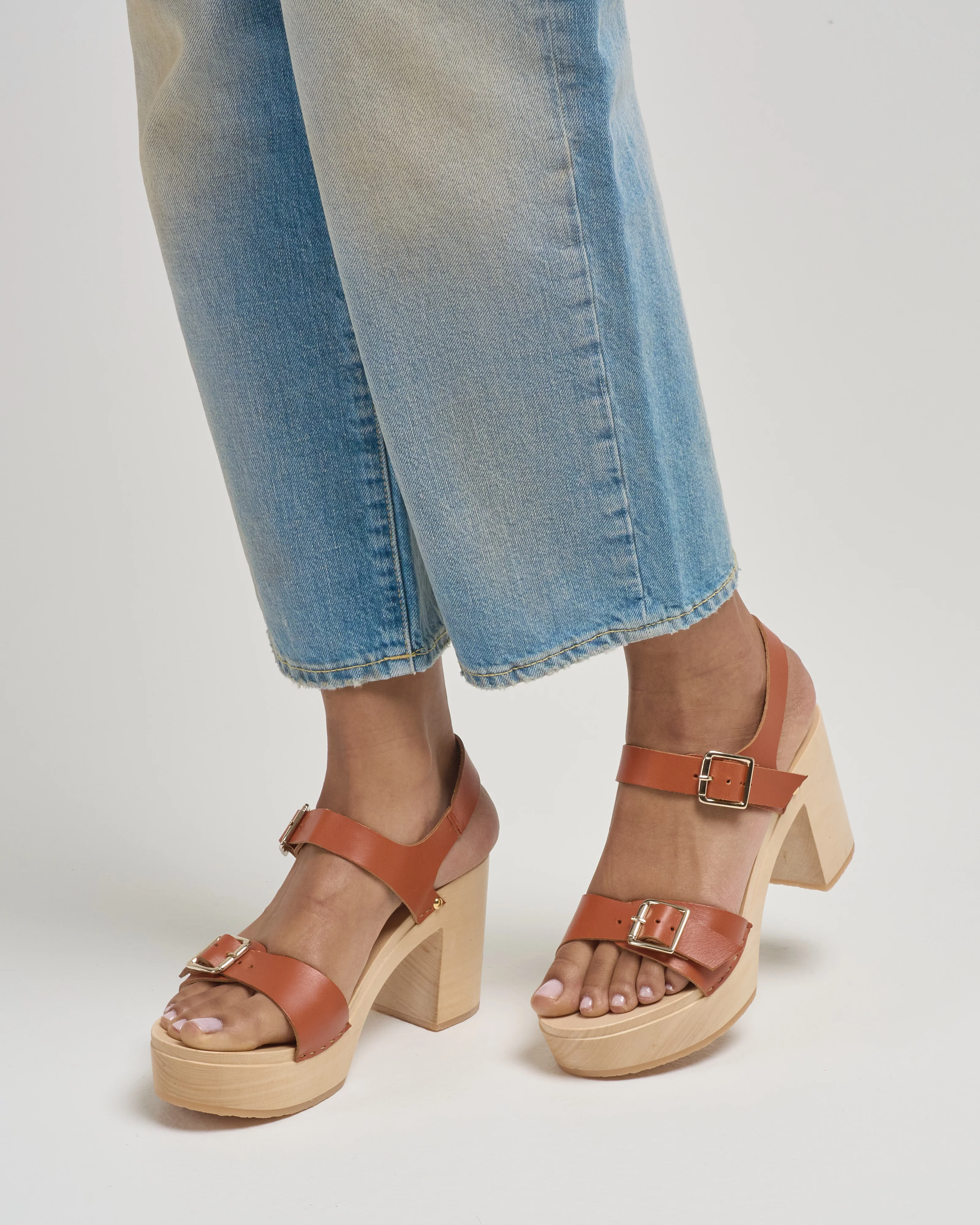 yuma heeled clog - Image 4