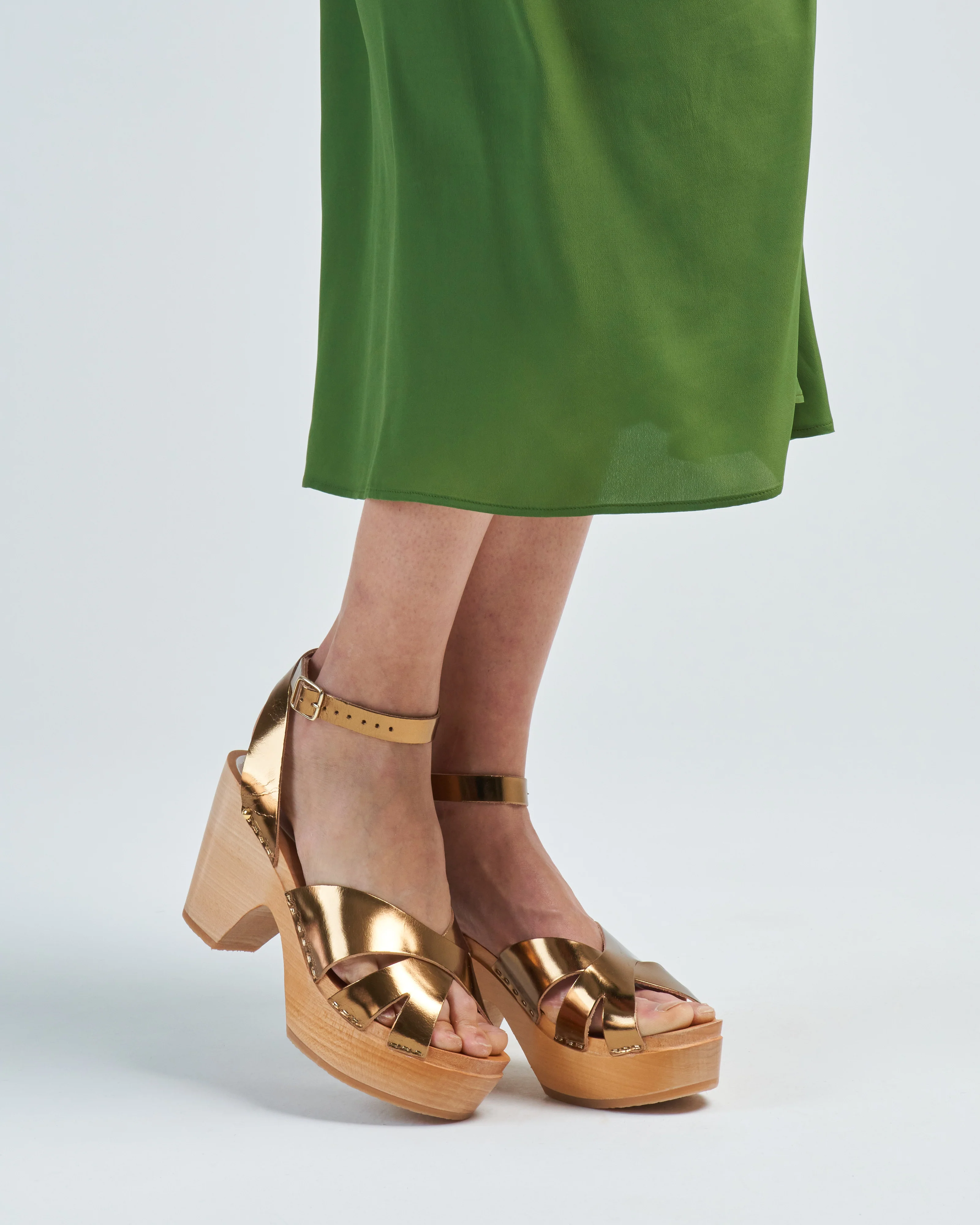 yppie lam clog - Image 2