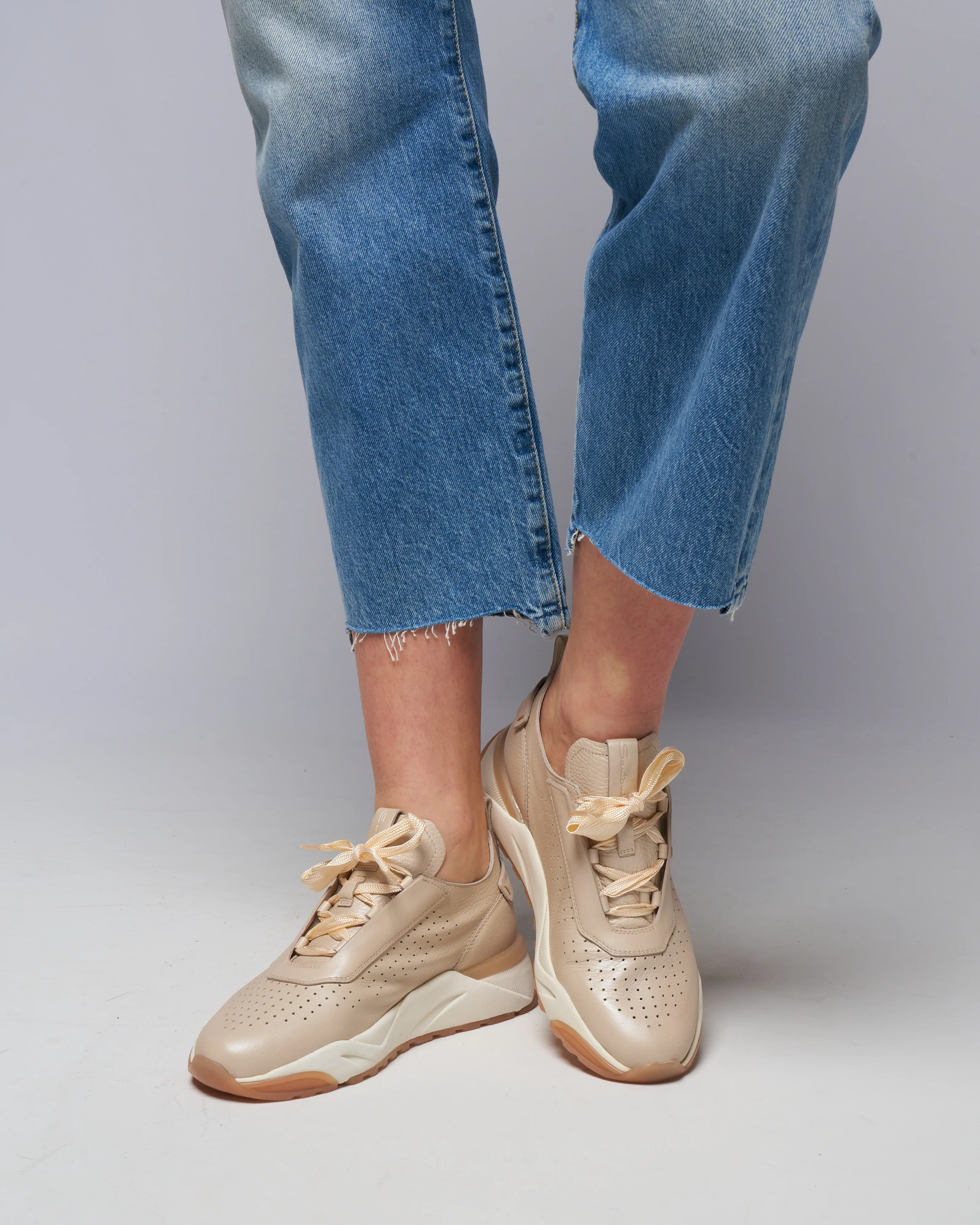 fuss sneaker - white leather - Image 2
