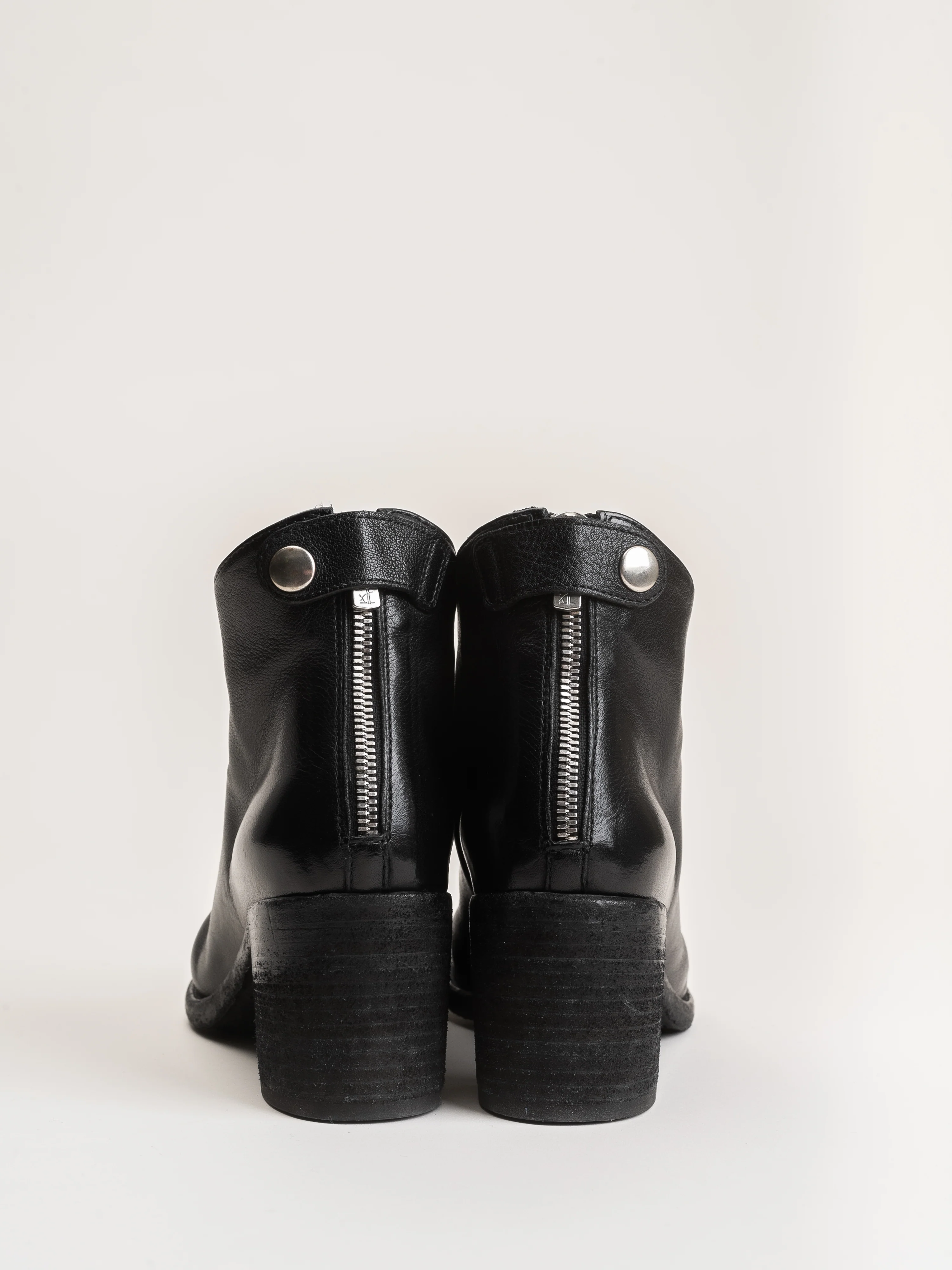 sarah boot - Image 5