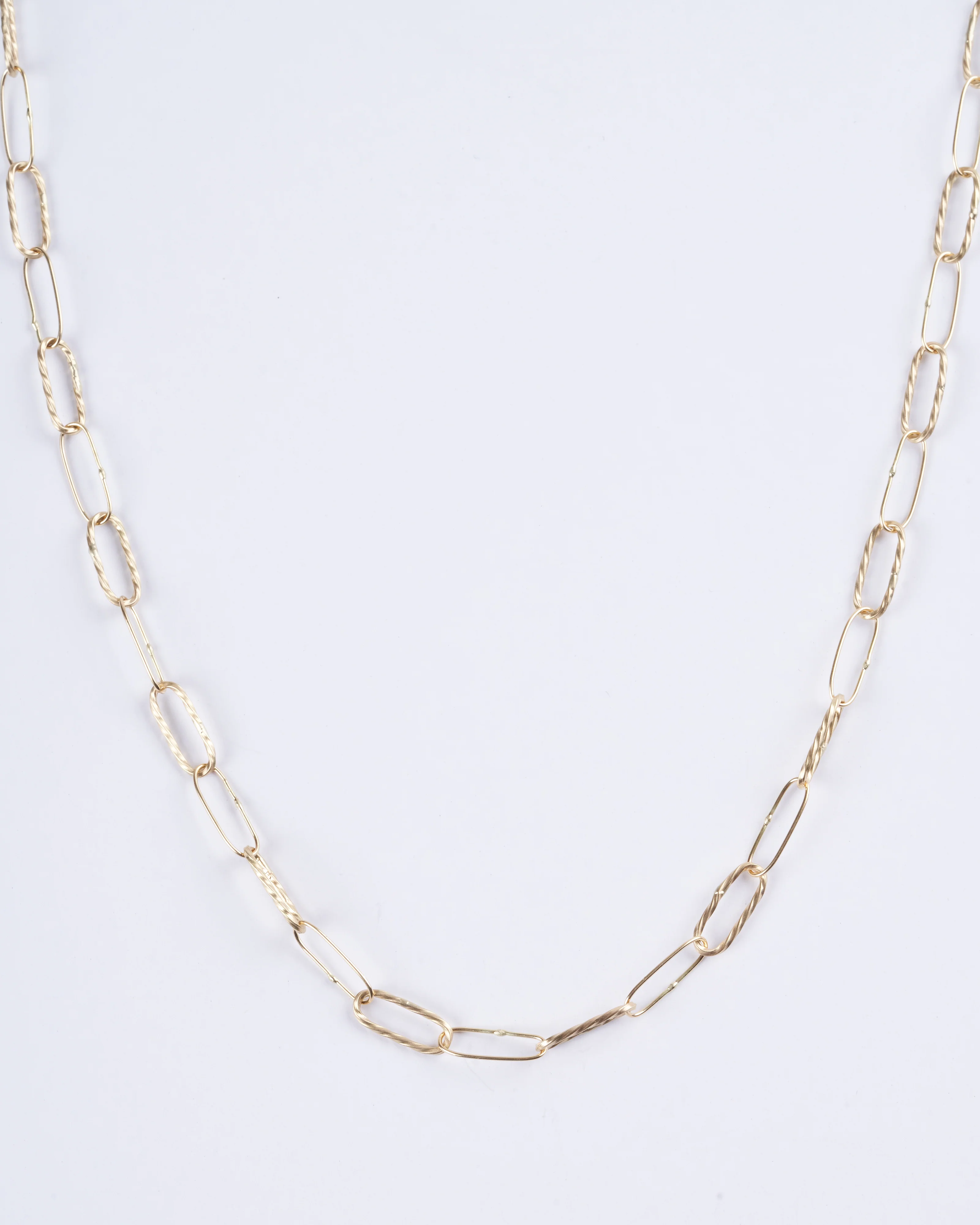 handmade 21" bowline chain - gold