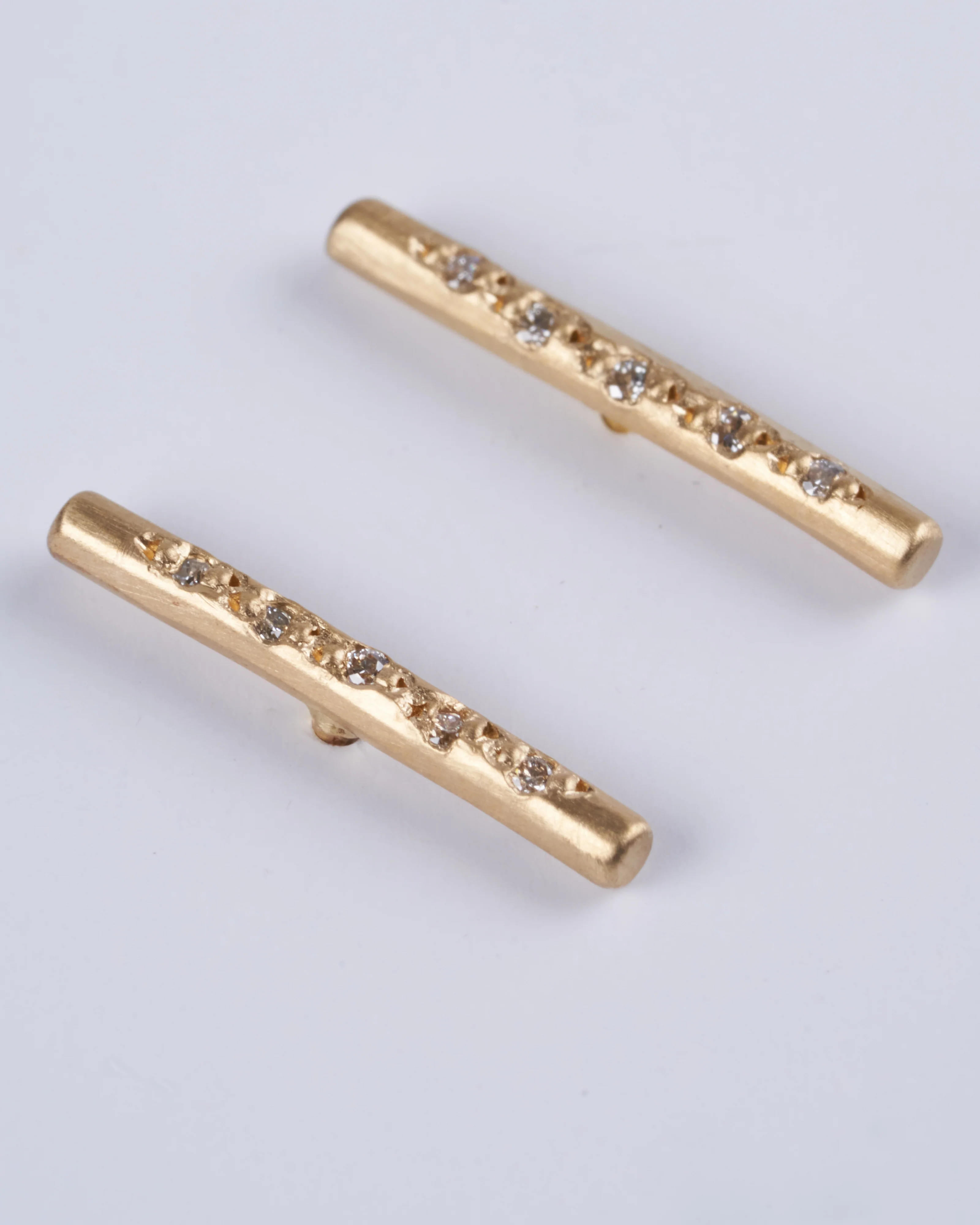 long pave sticks white diamonds - gold - Image 2