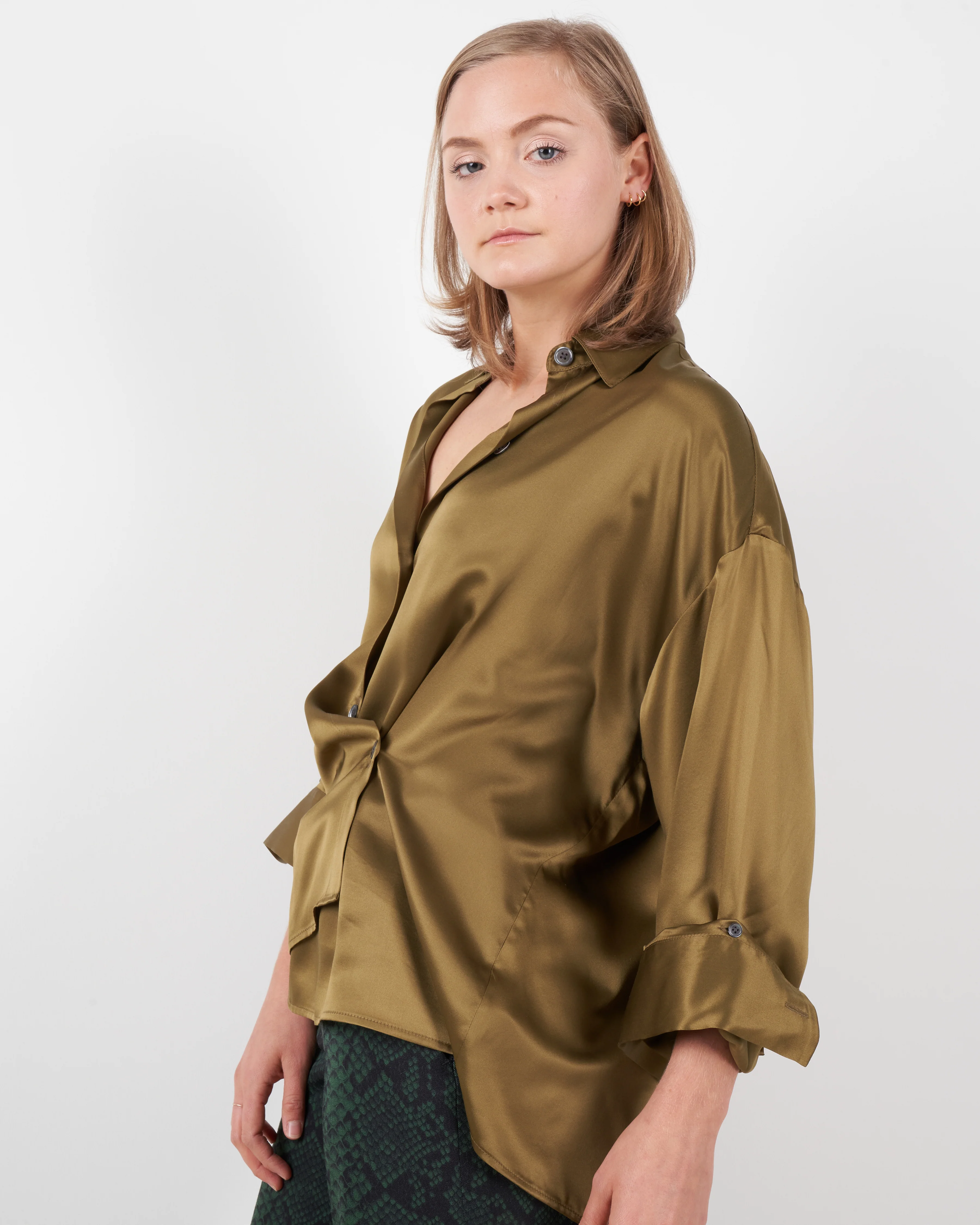 satin sheets shirt - olive - Image 2