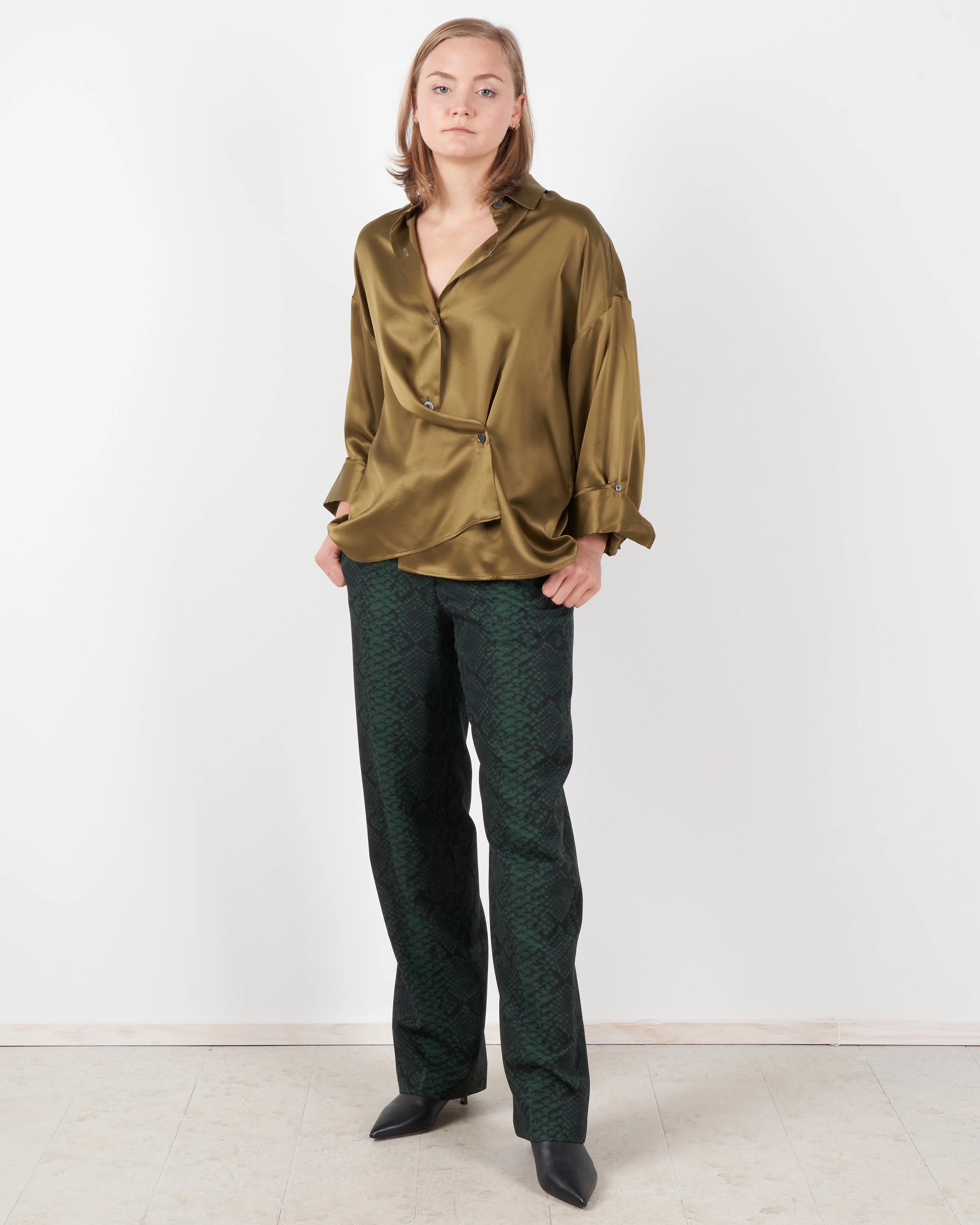 satin sheets shirt - olive - Image 4