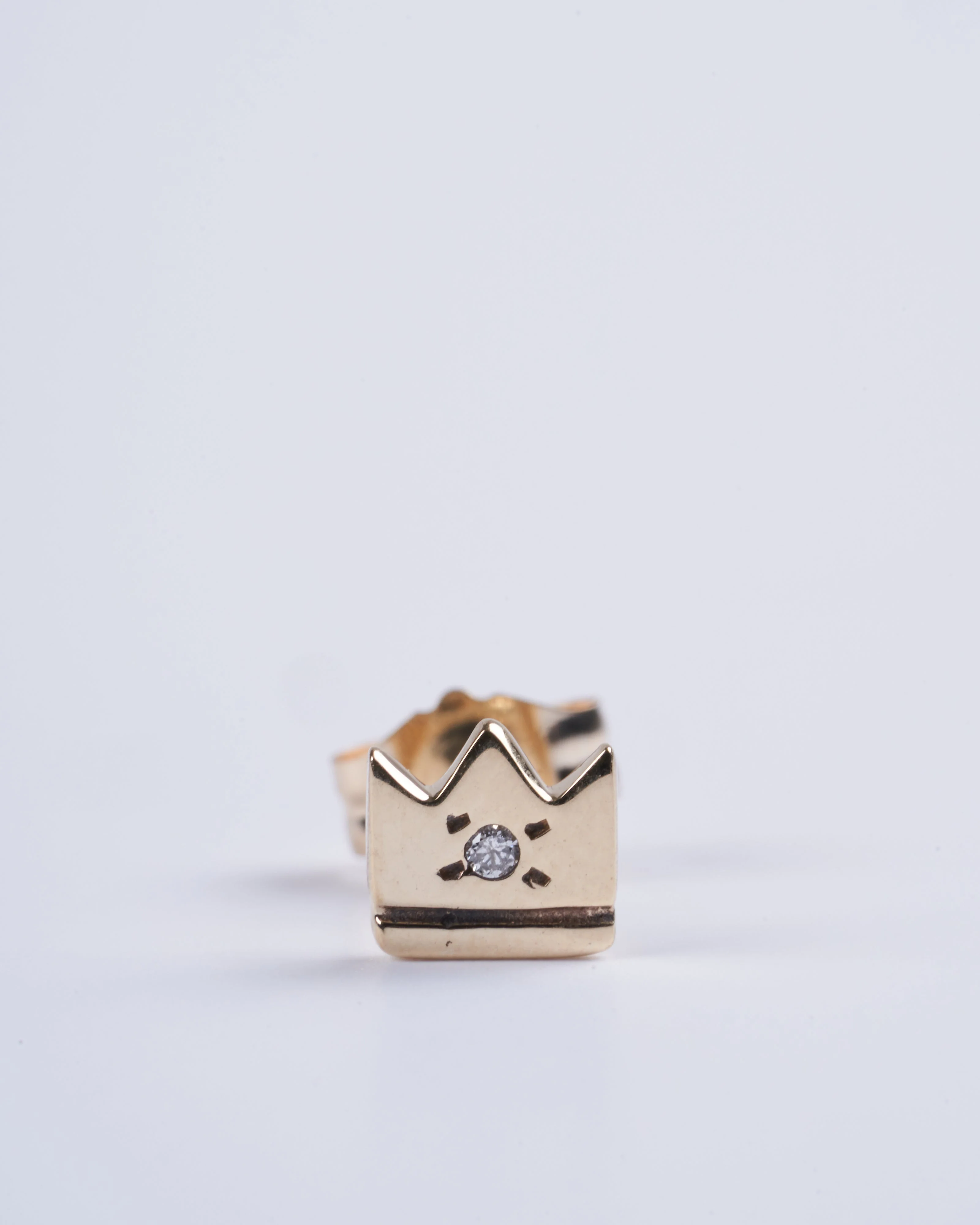 crown stud in gold with diamond - gold - Image 2