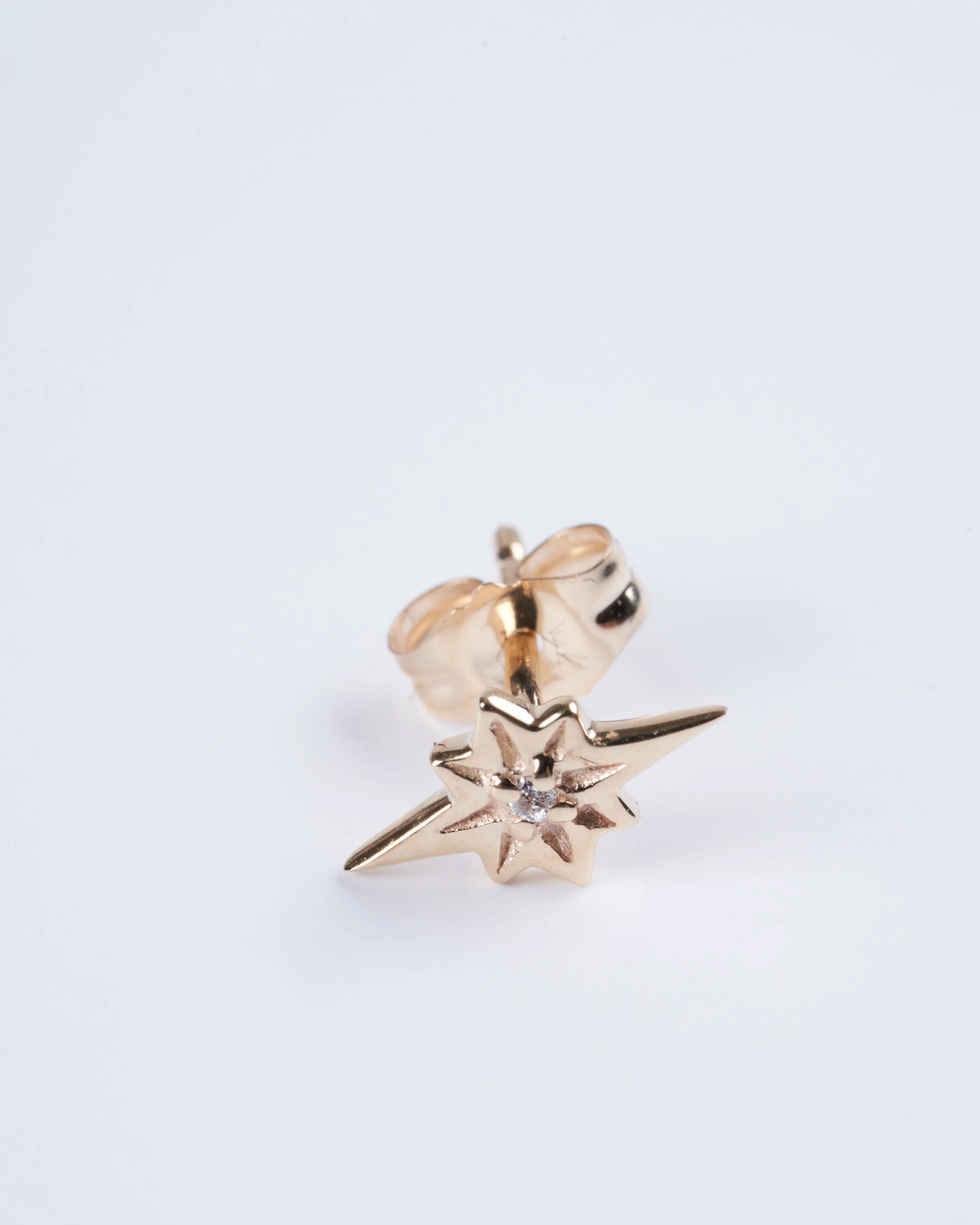 nova stud in gold with diamond - gold