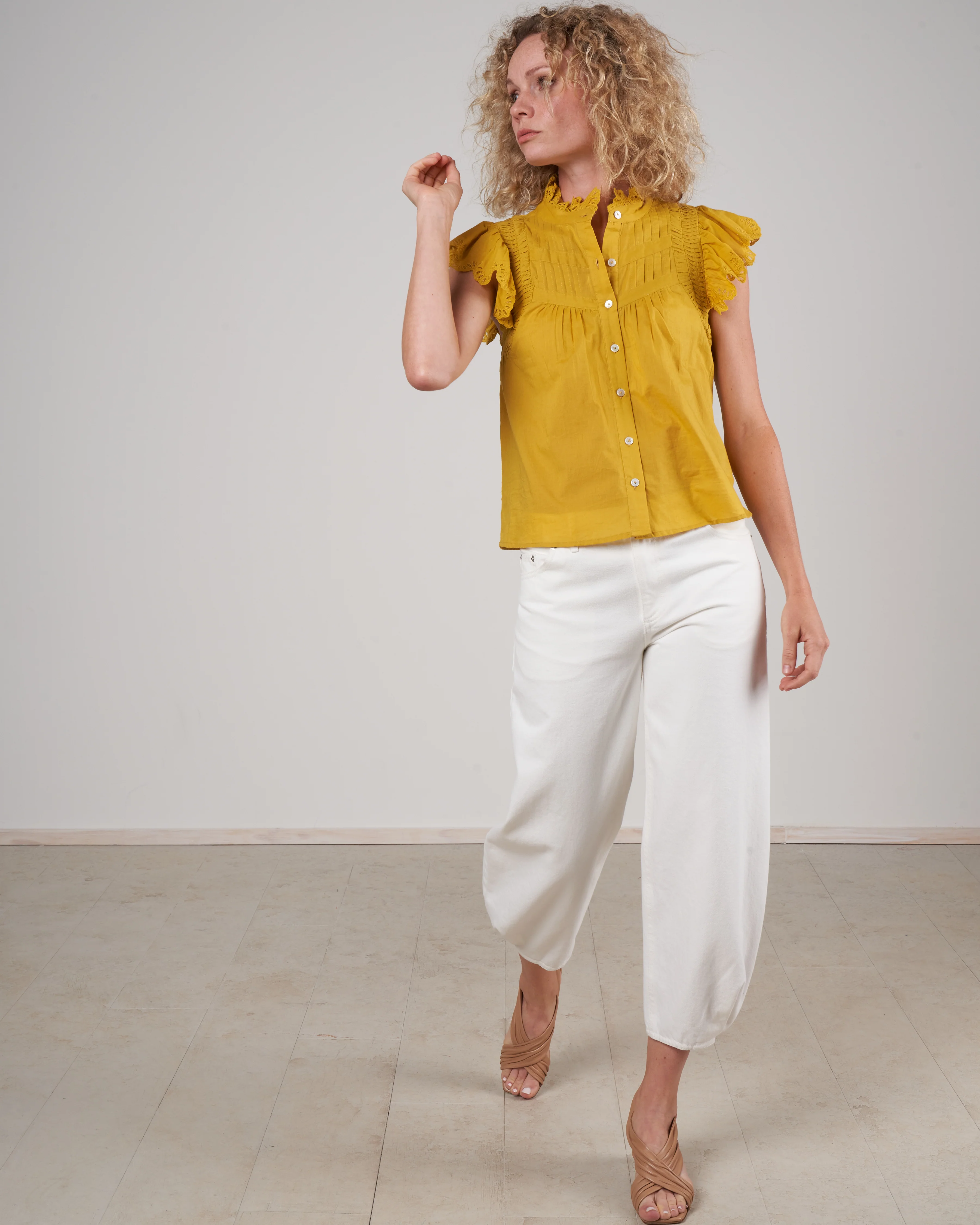 adrienne cotton flutter slv top- citron citron - Image 2