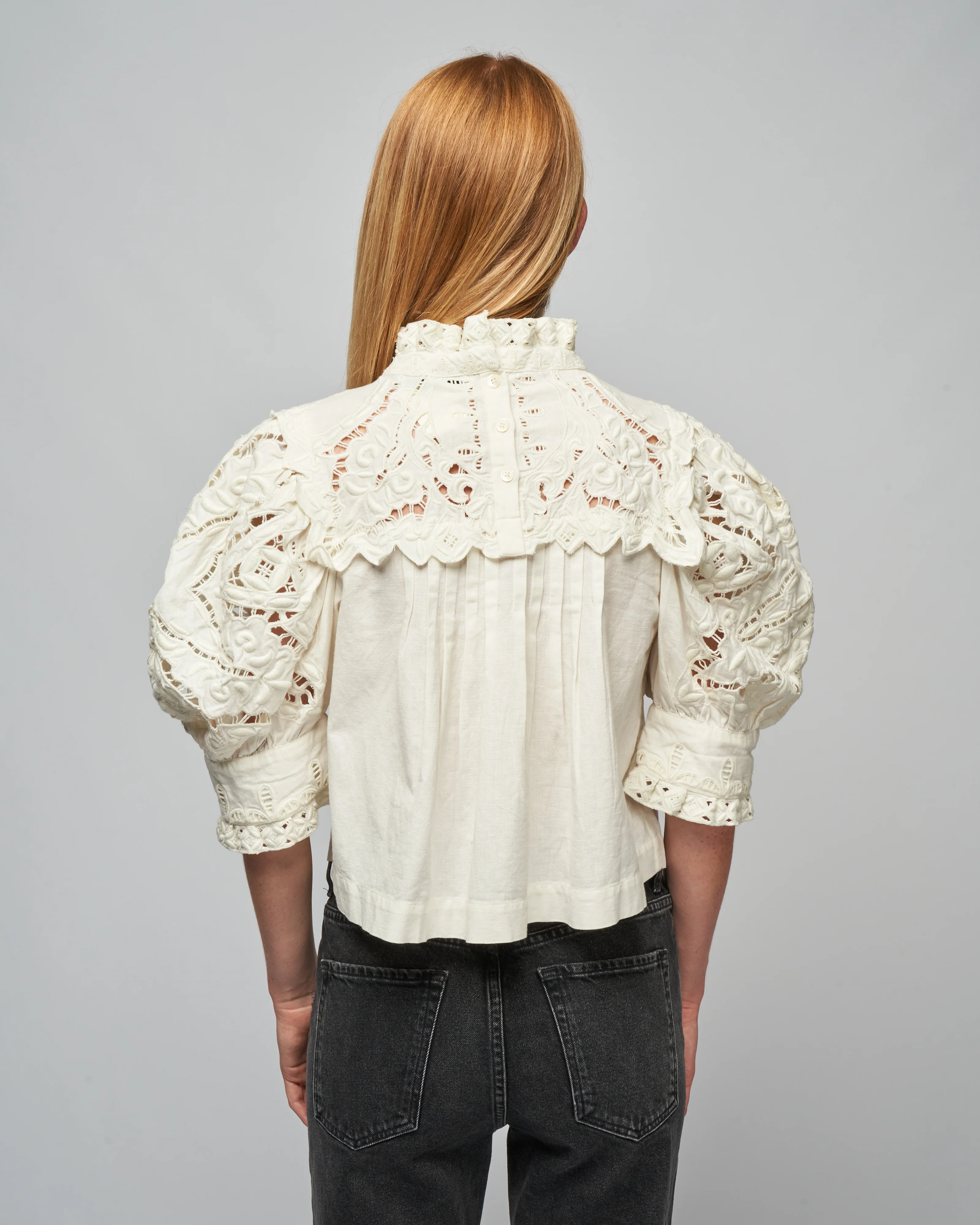 anita eyelet puff slv top - cream - Image 3