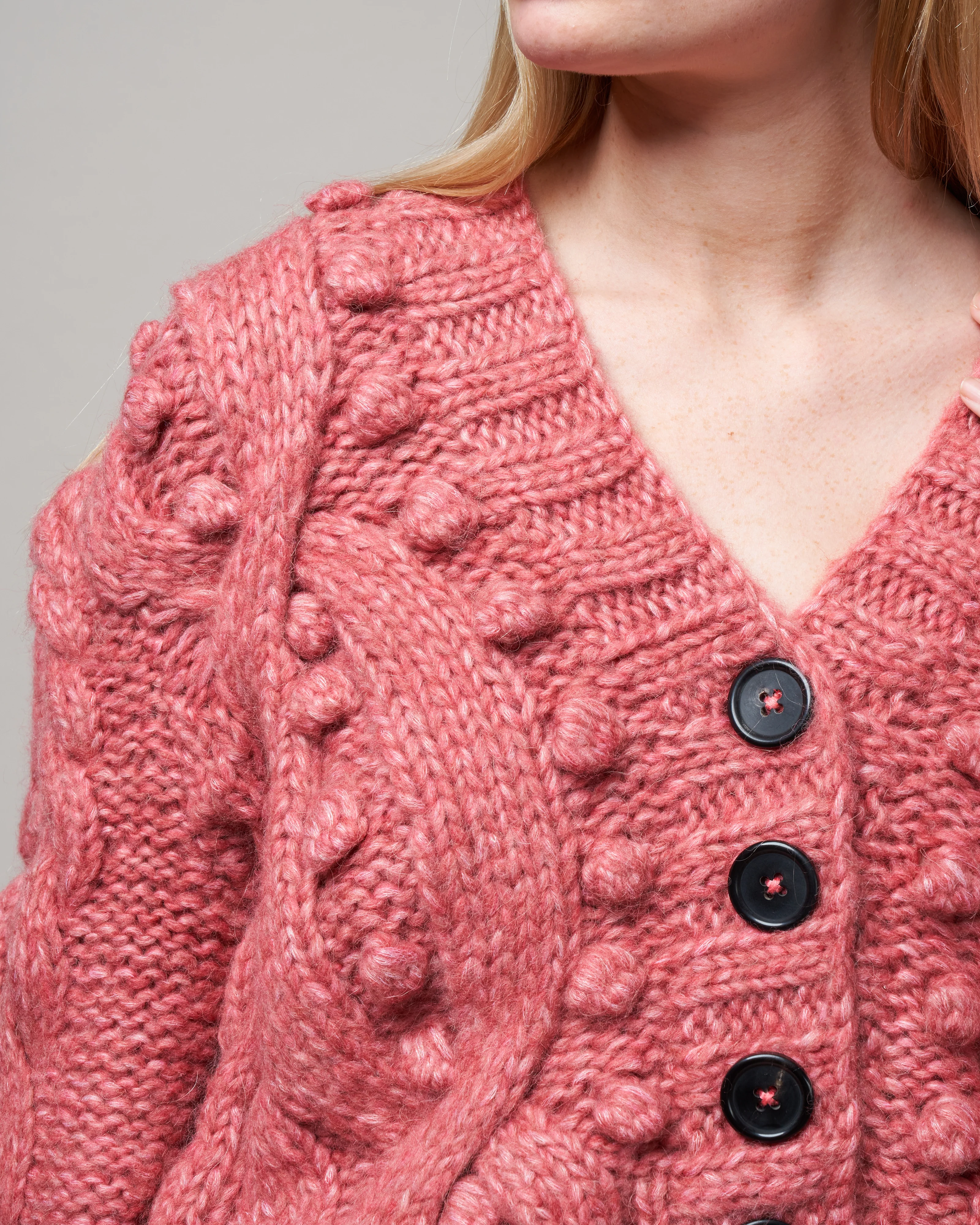 caden cable knit puff slv cardigan - rose - Image 5