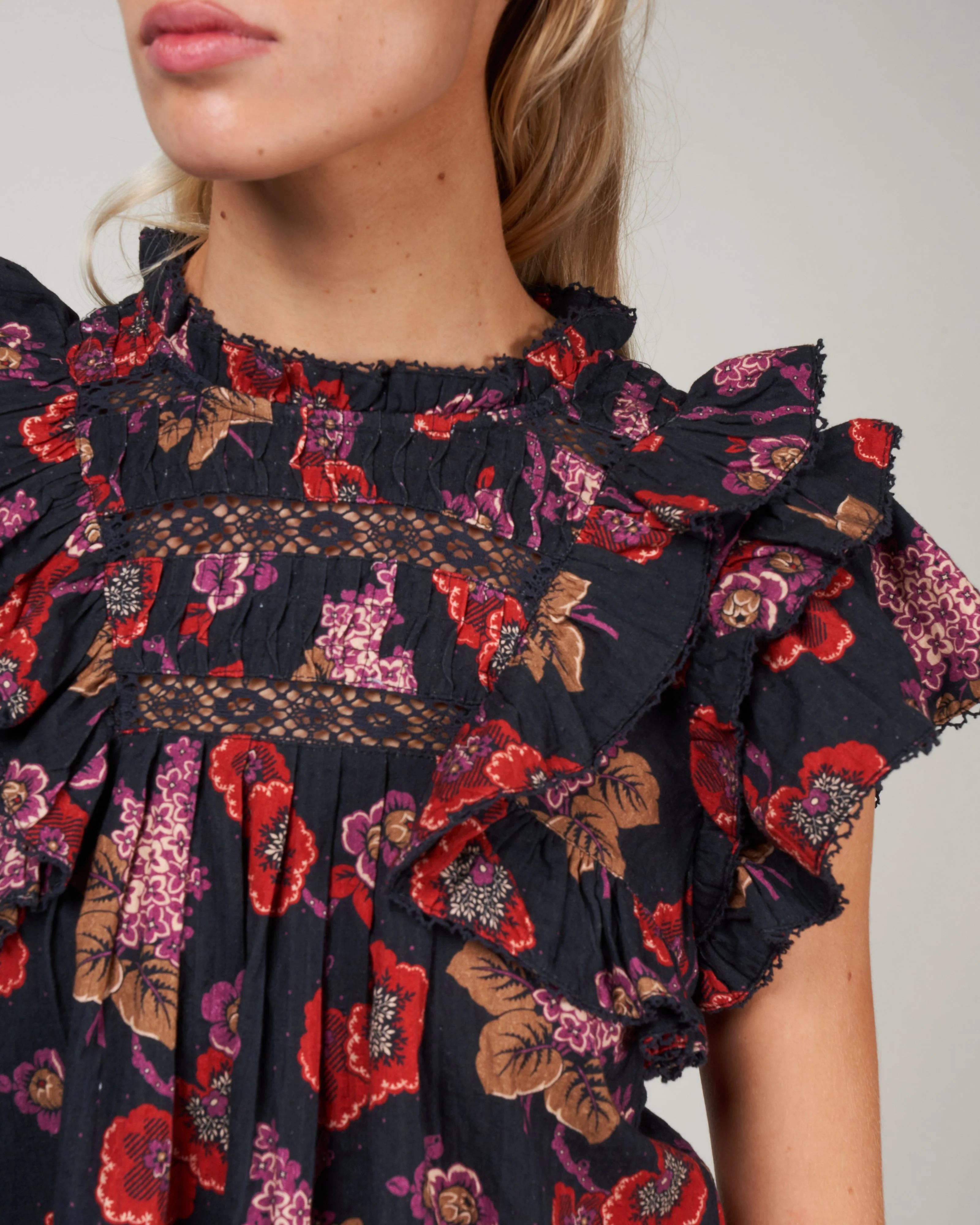 lucinda seersucker flutter slv top - navy - Image 5