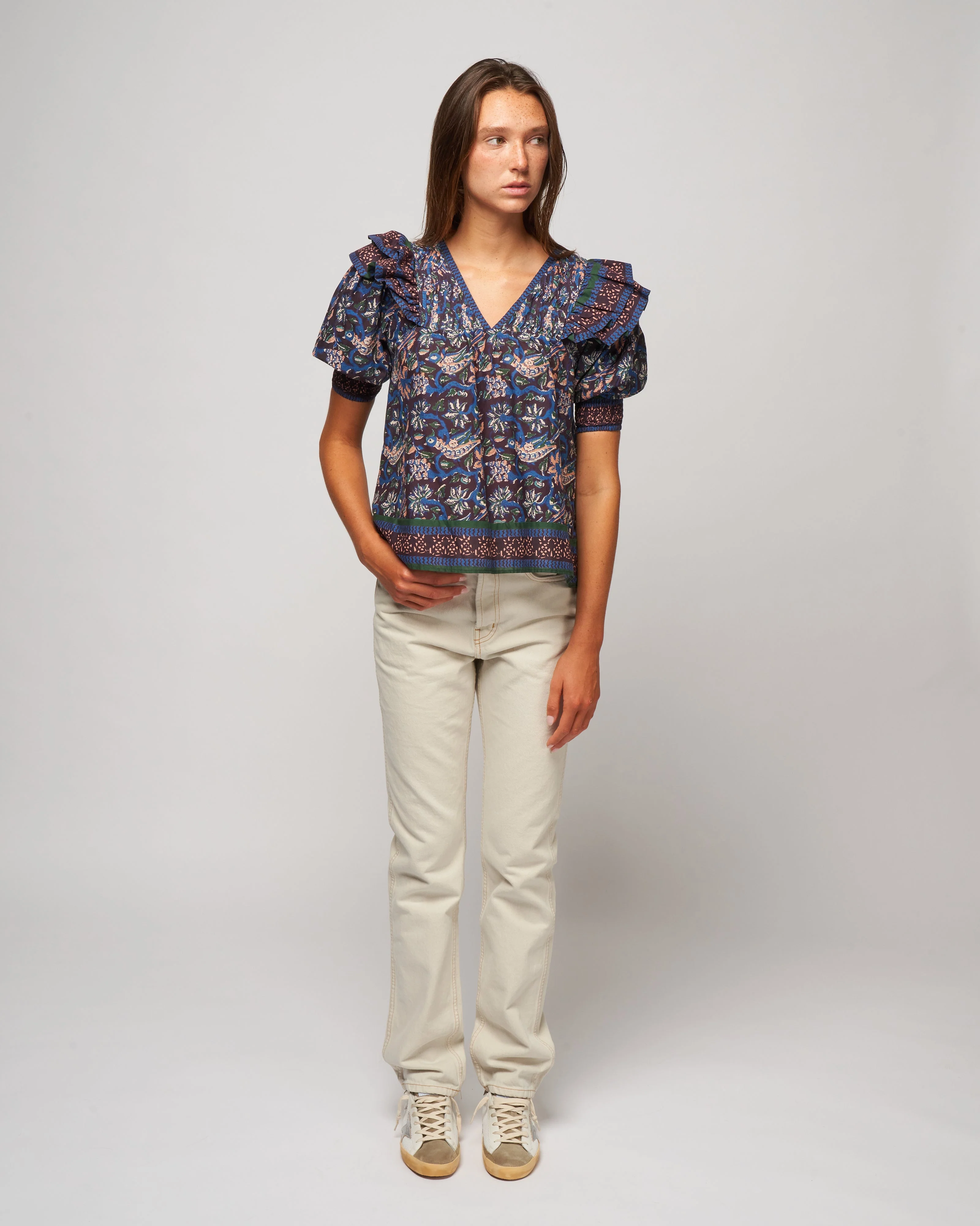 noah print puff slv pintucked top - navy - Image 2