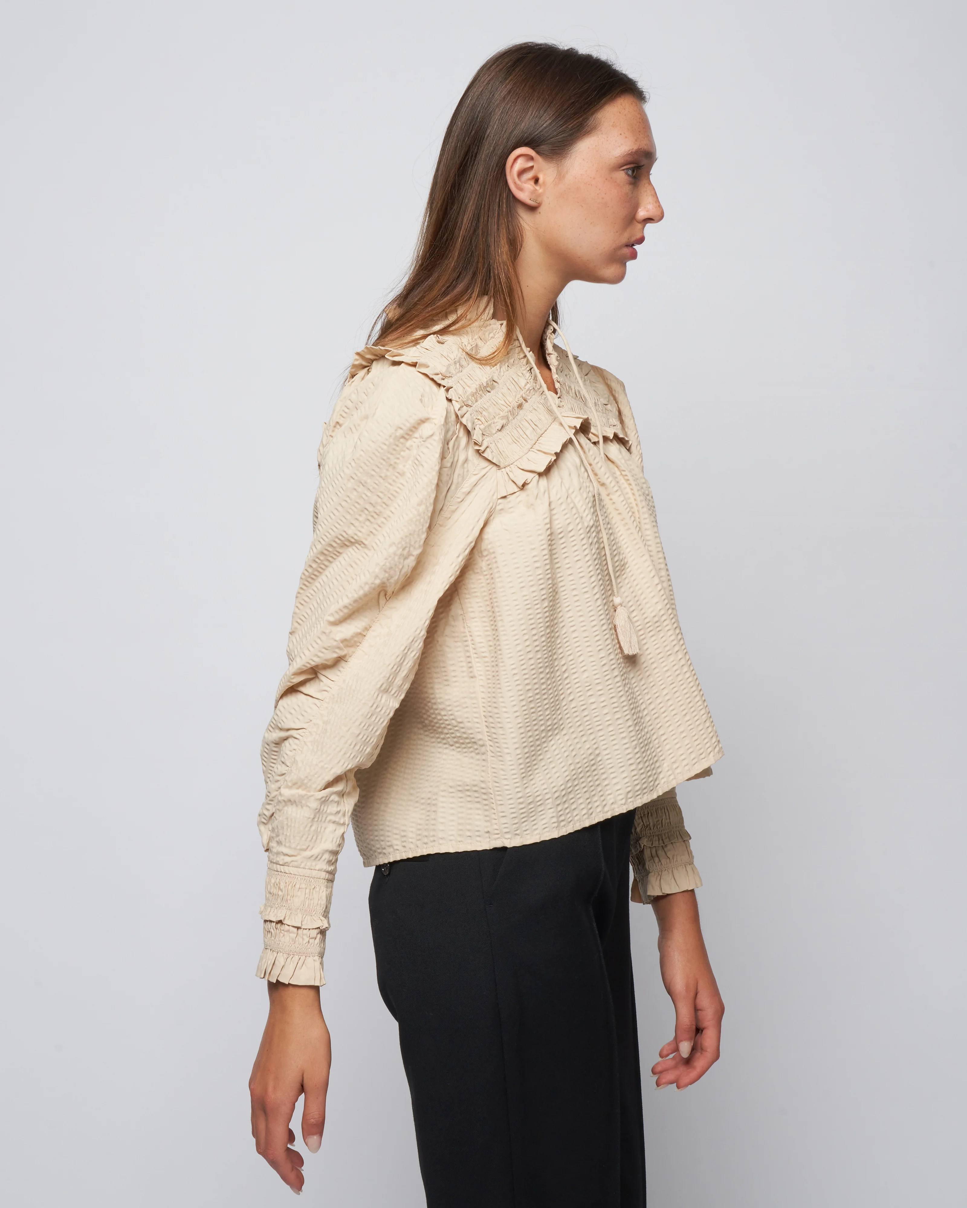 sevyn solid seersucker l/slv top - cream - Image 3