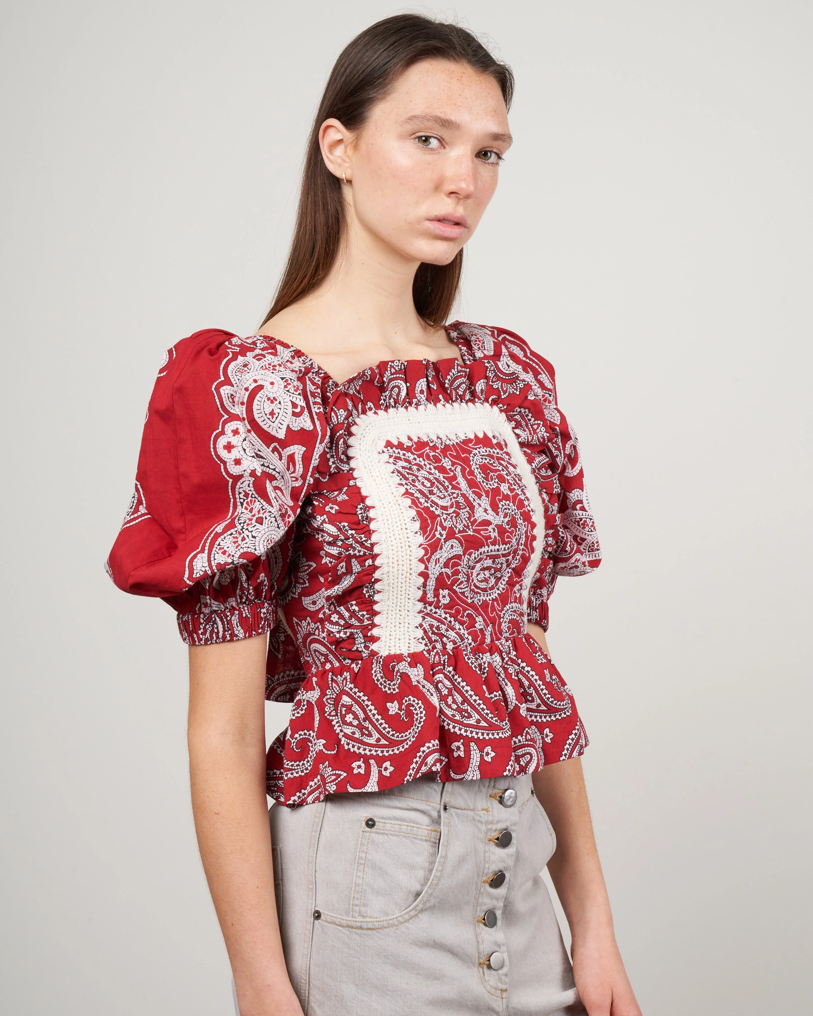 theodora paisley print puff sleeve top - red - Image 4