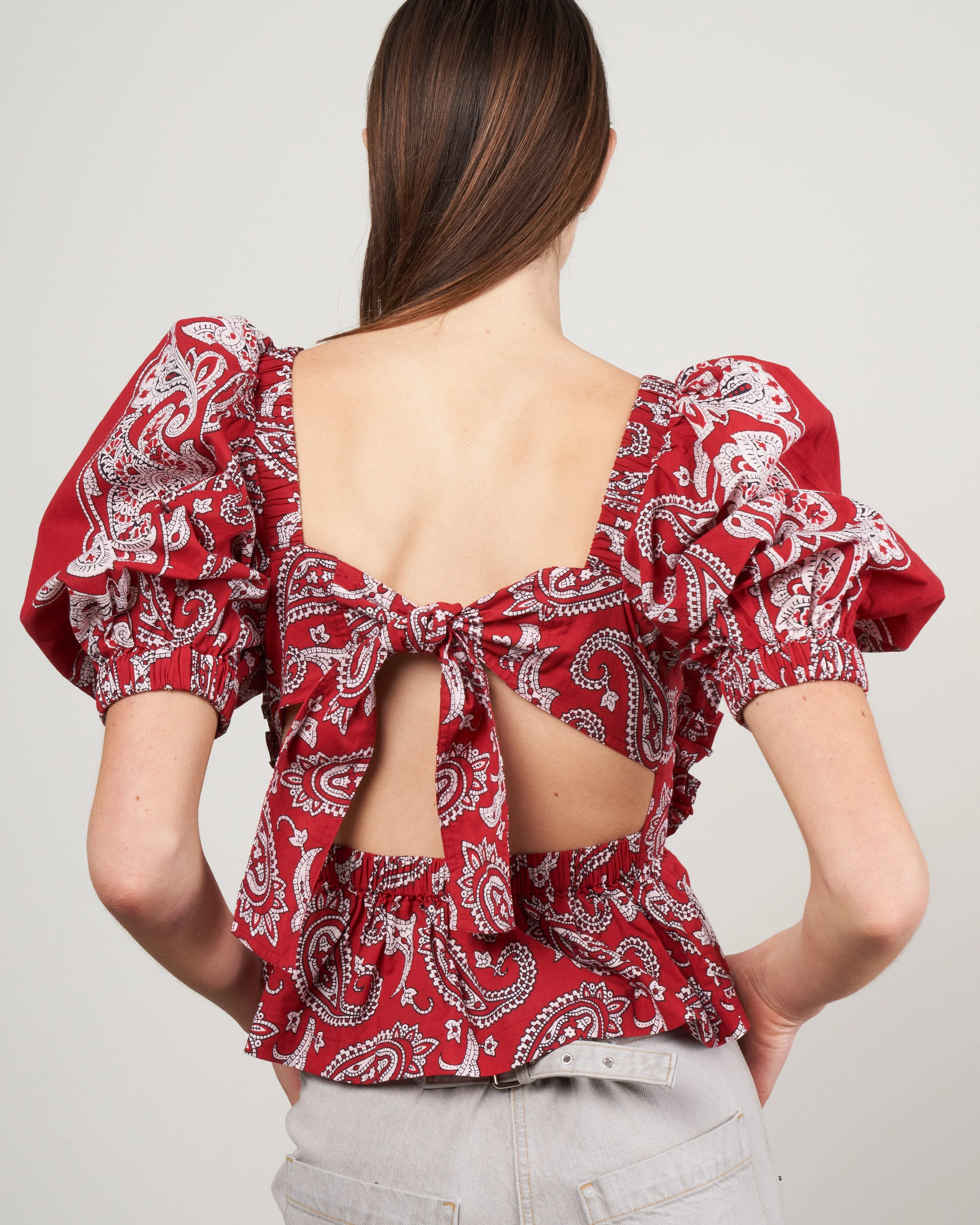 theodora paisley print puff sleeve top - red - Image 5