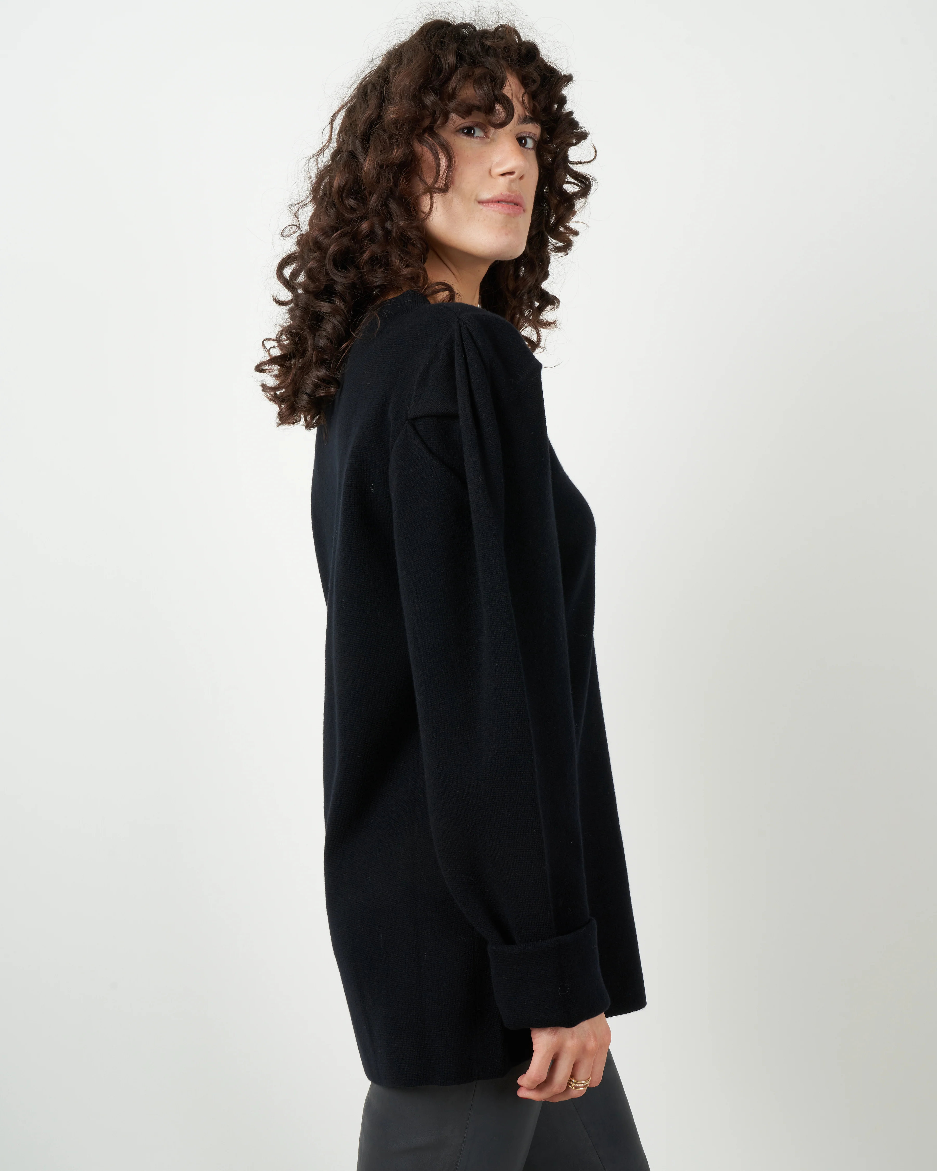 puff-sleeve pullover - black - Image 3
