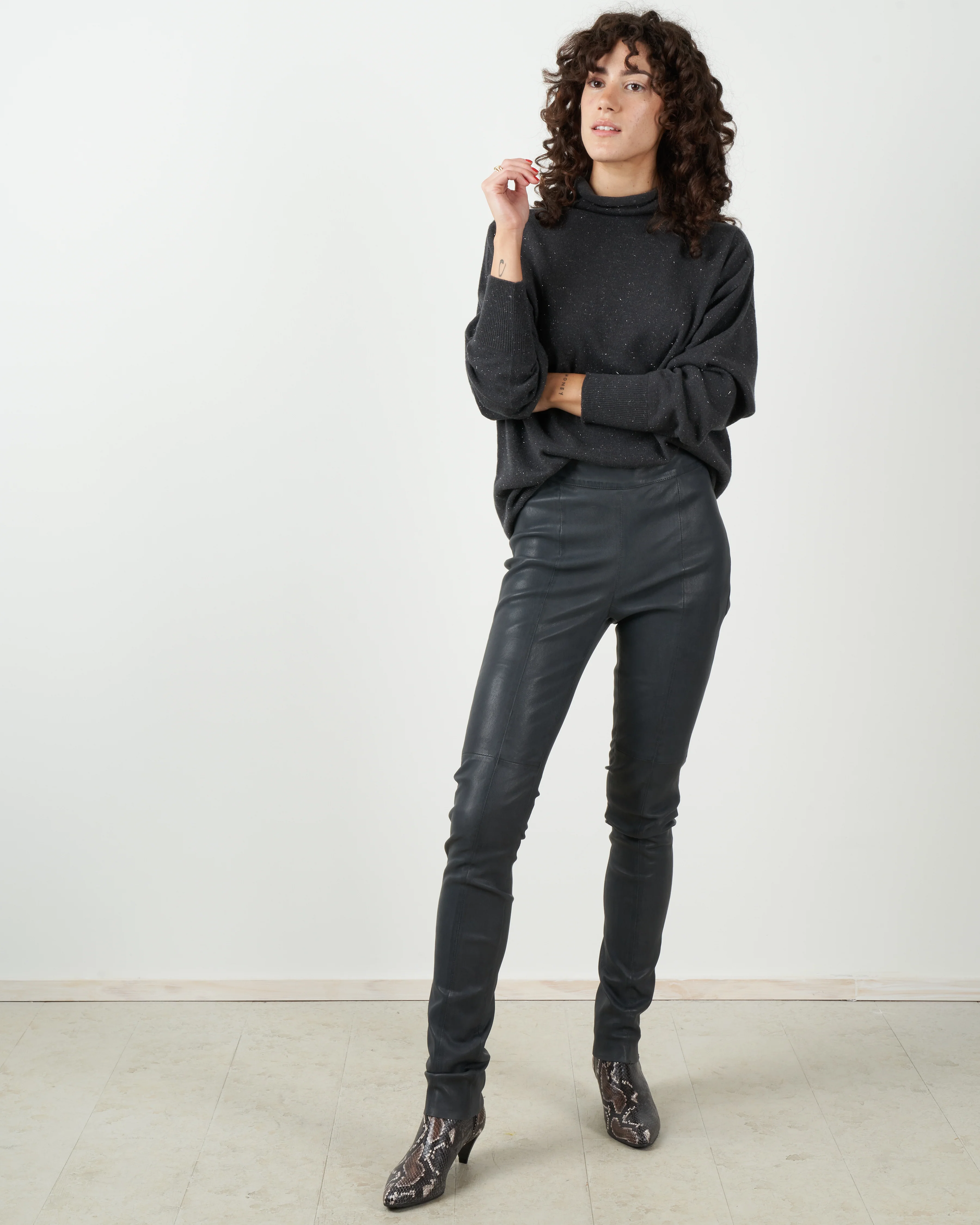 stretch leather legging - dark grey - Image 4