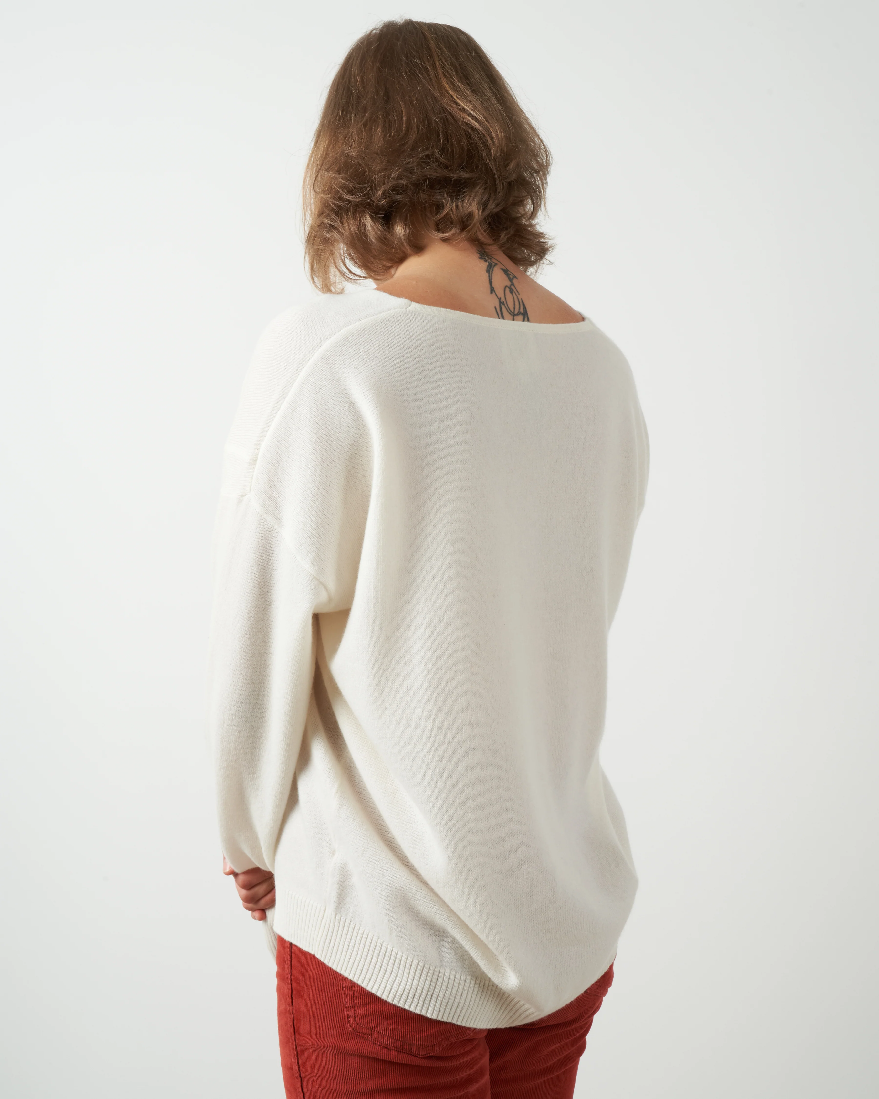 v-neck sweater - ivory - Image 3