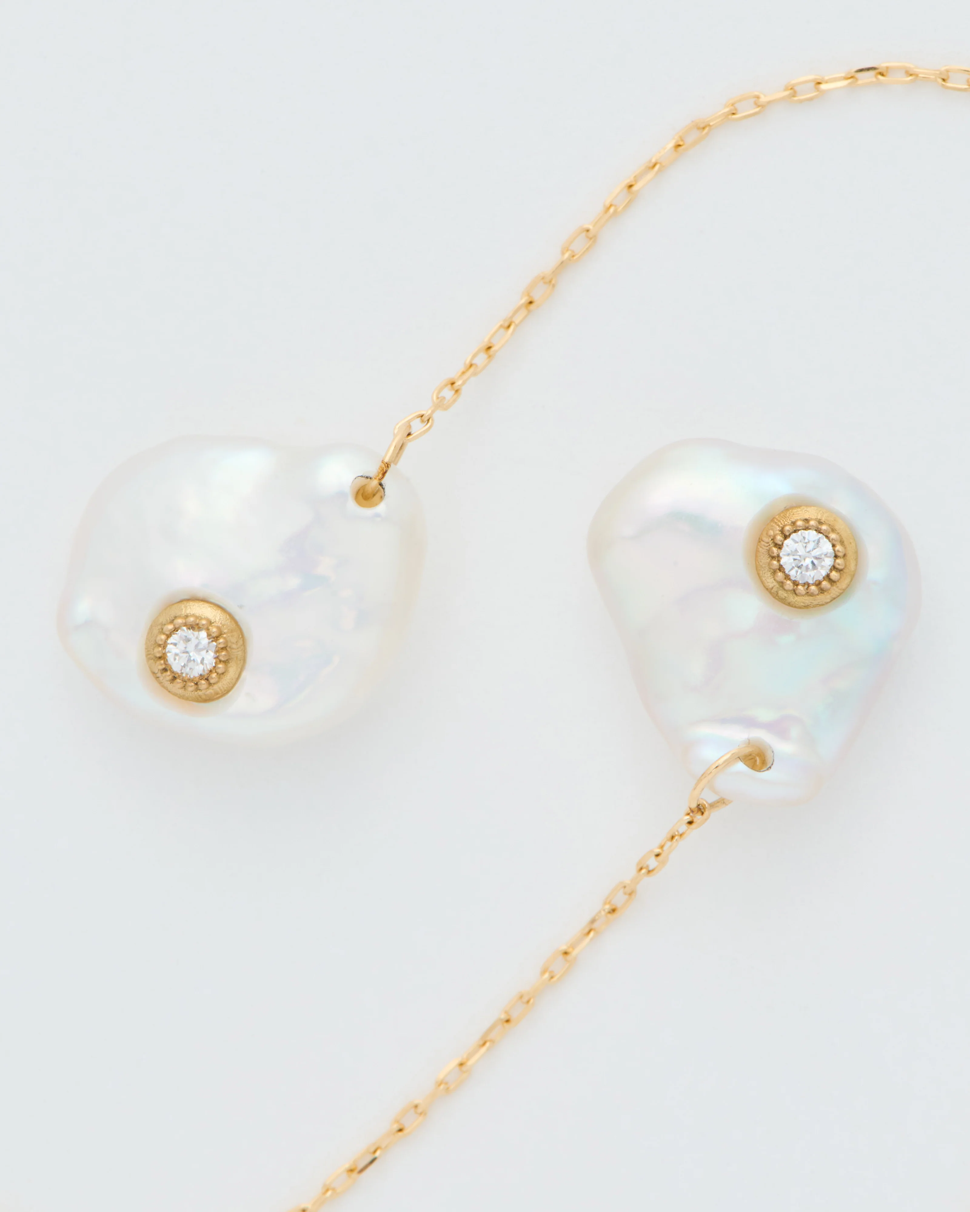 petal pearl chain earrings - Image 3