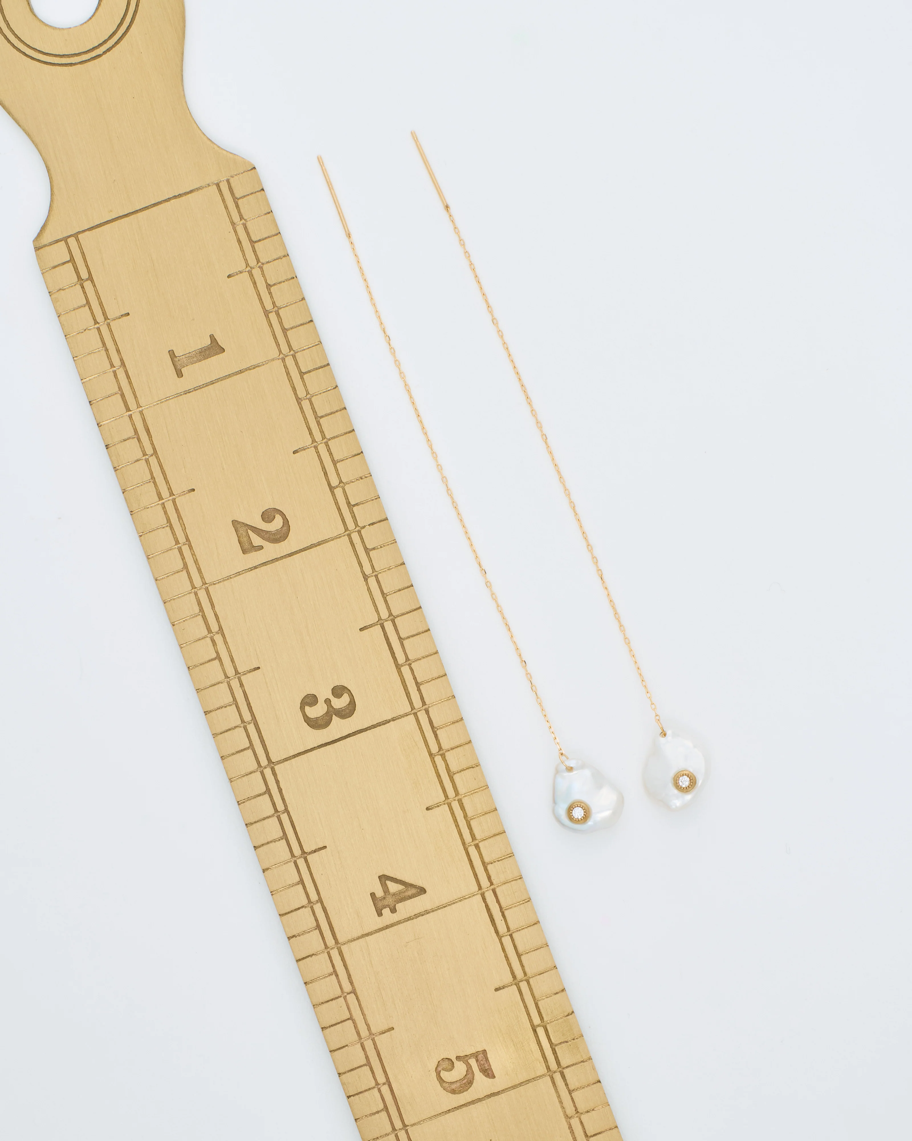 petal pearl chain earrings - Image 8