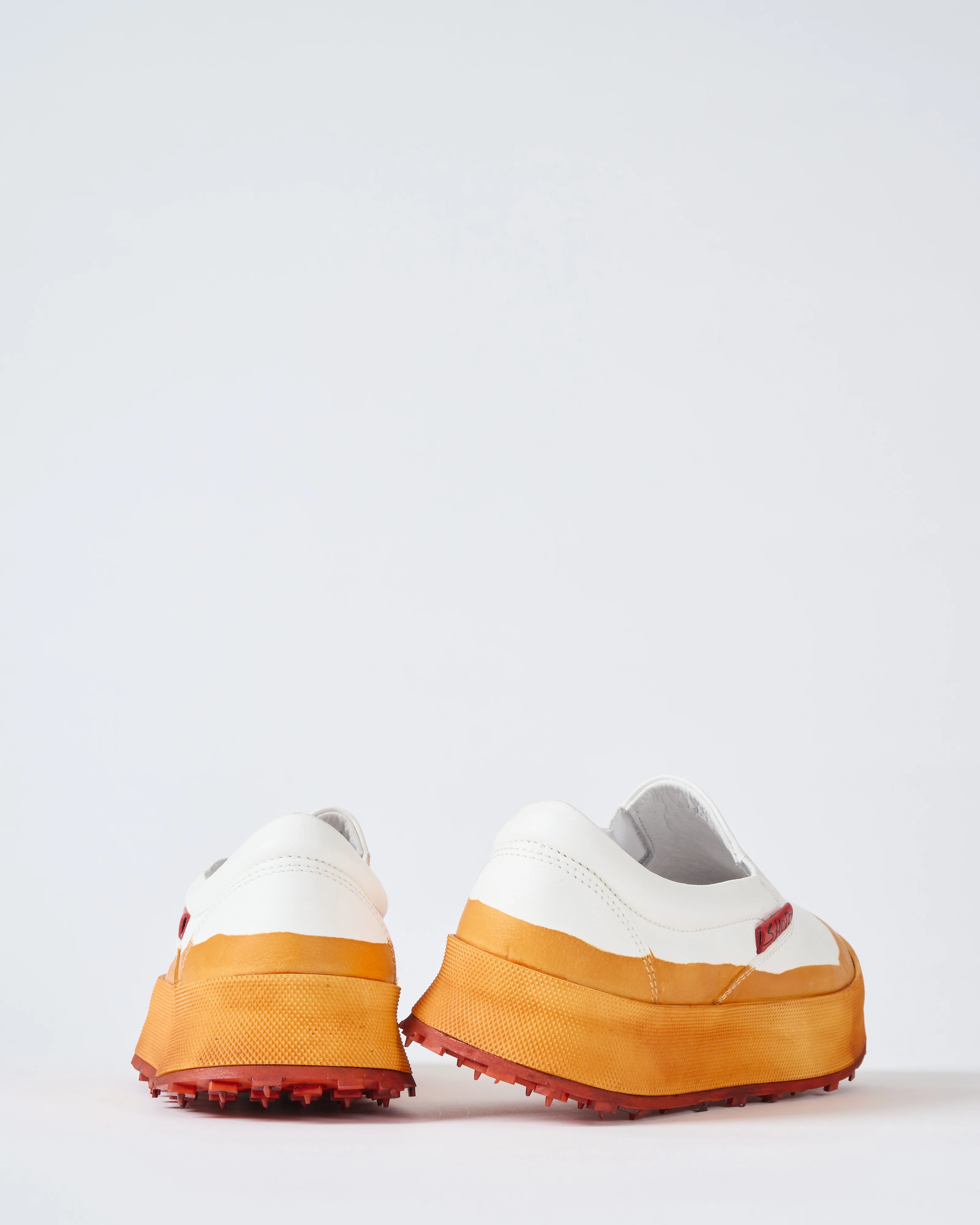 pull-on sneaker - Image 5