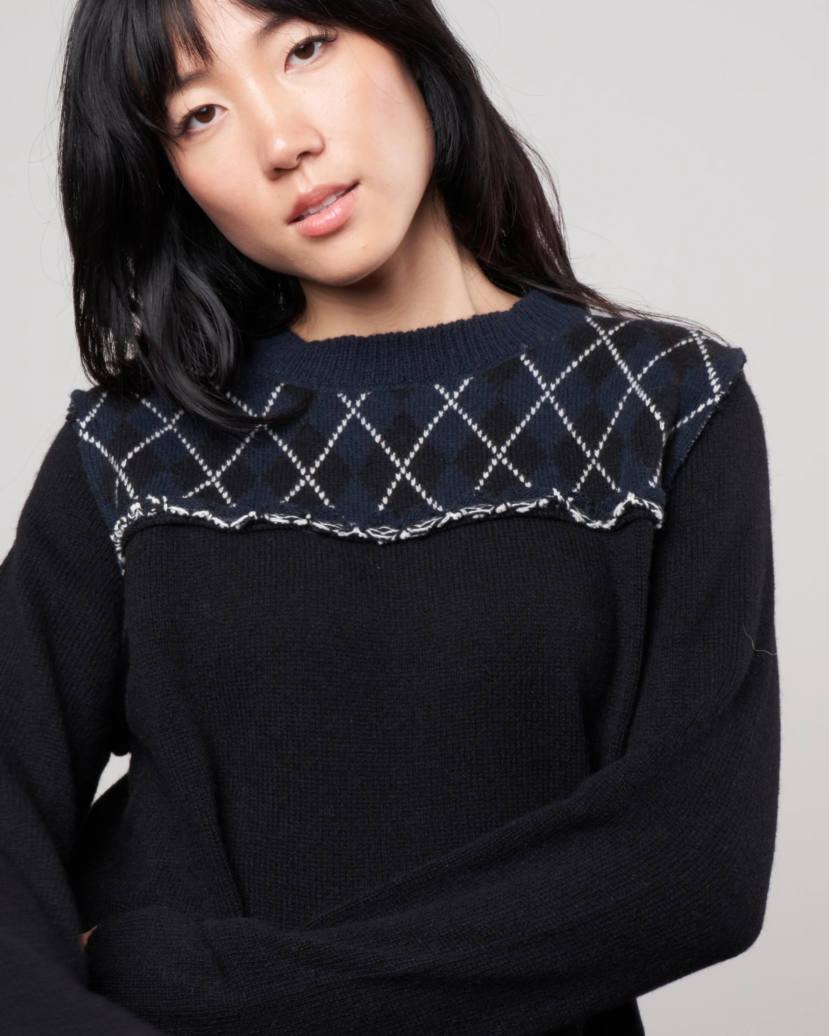 argun sweater -black argyle - Image 5