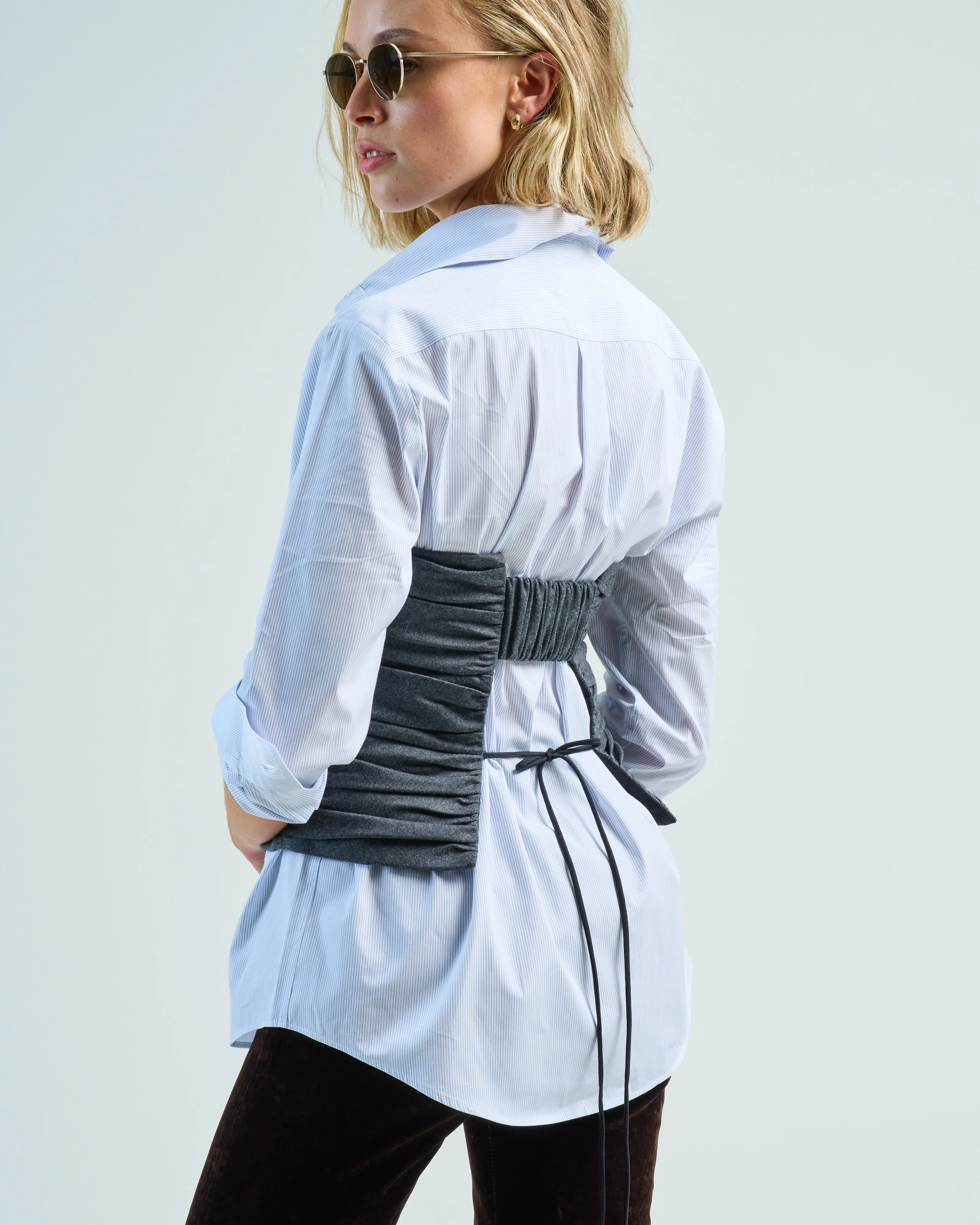 corset - Image 2