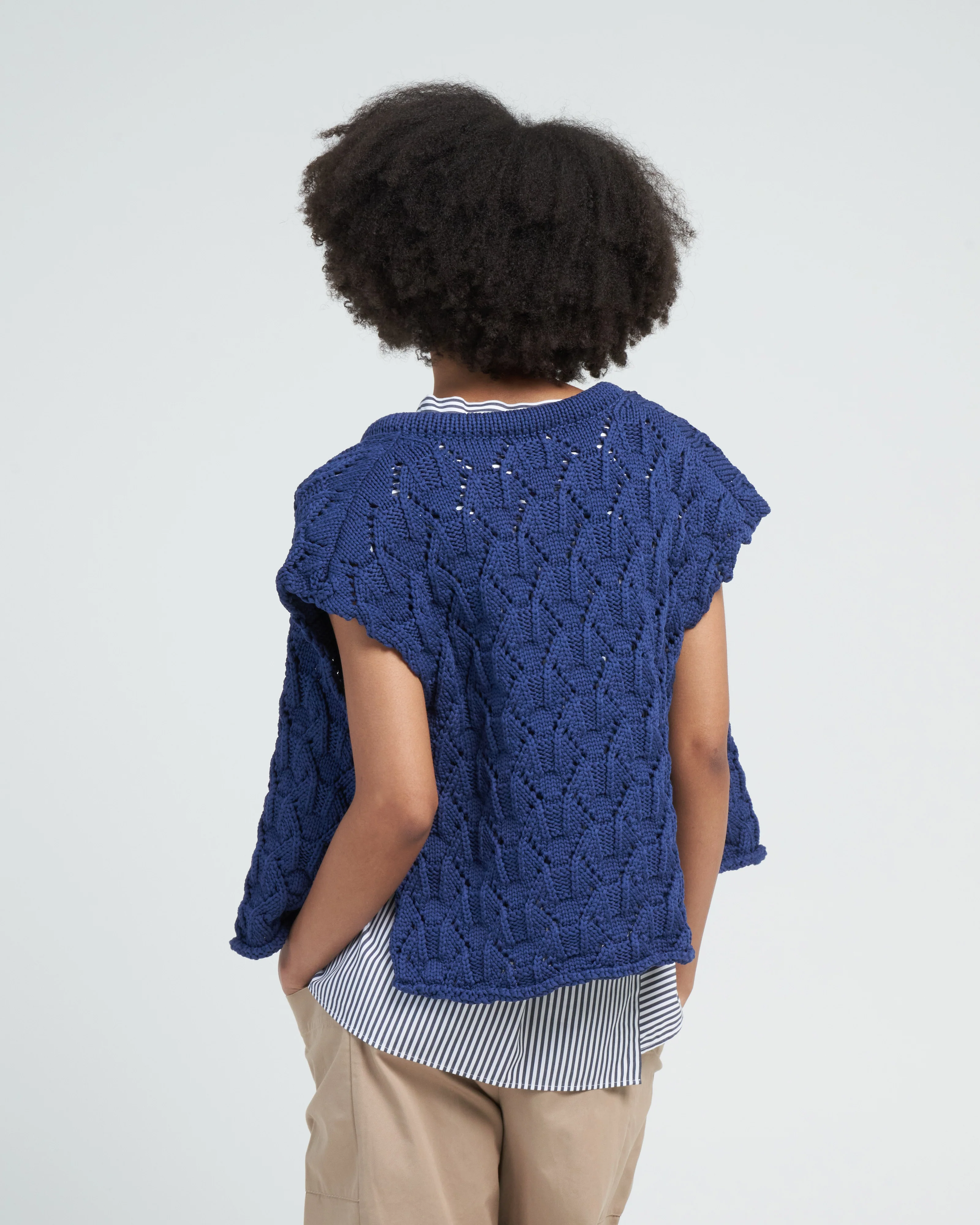 soffio knit vest - deep ocean - Image 4