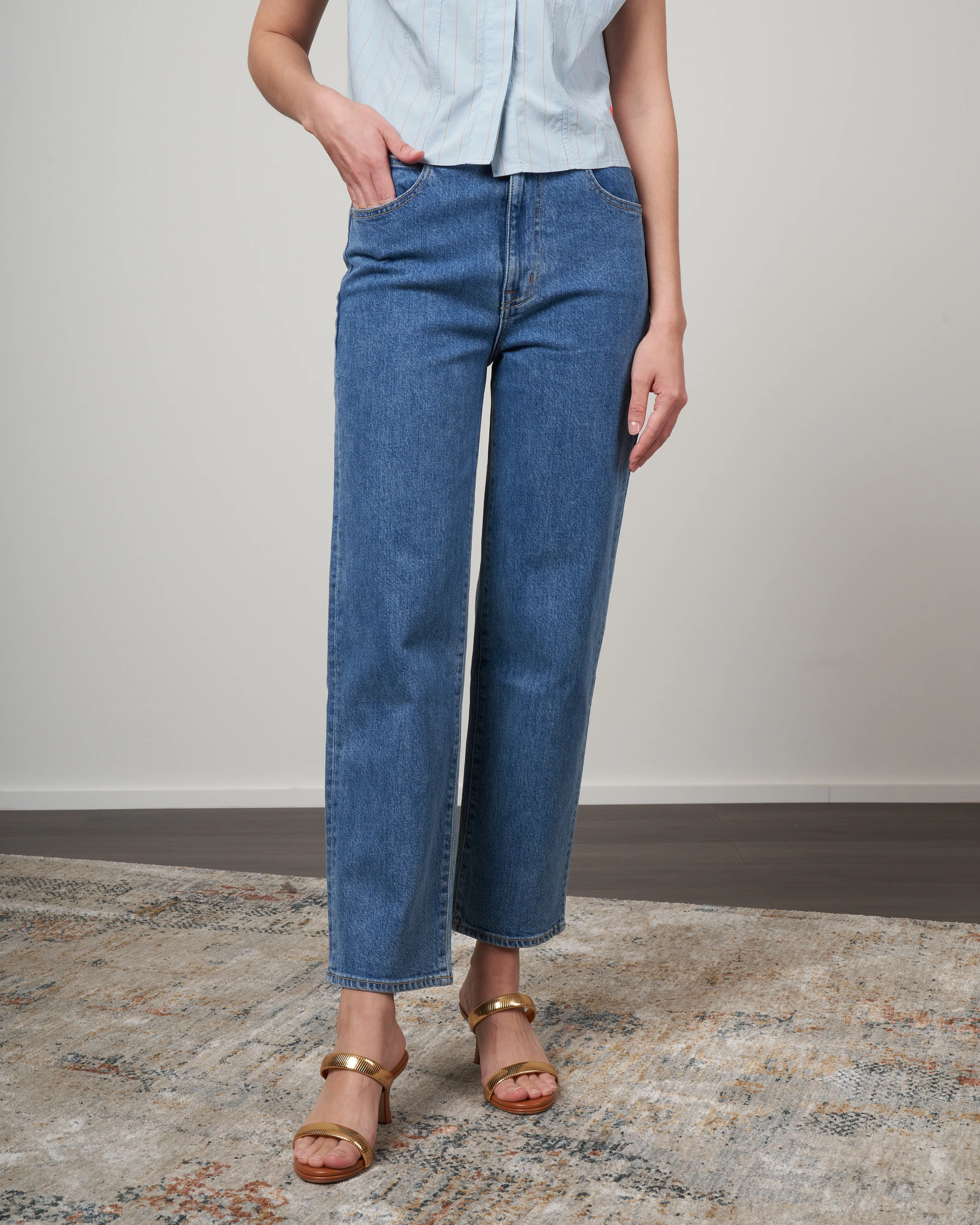 london crop - forever blue