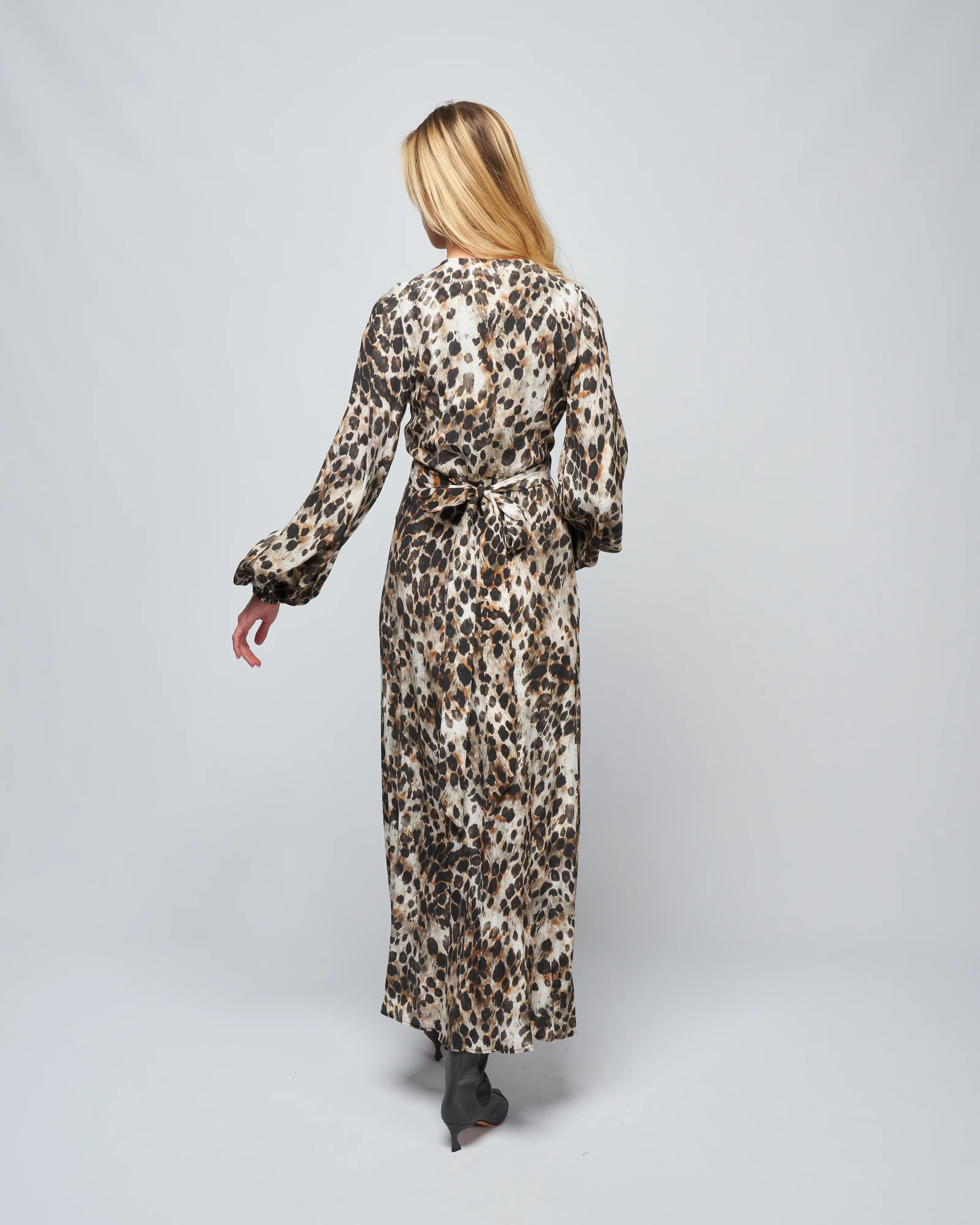 hostess dress - leopard - Image 4