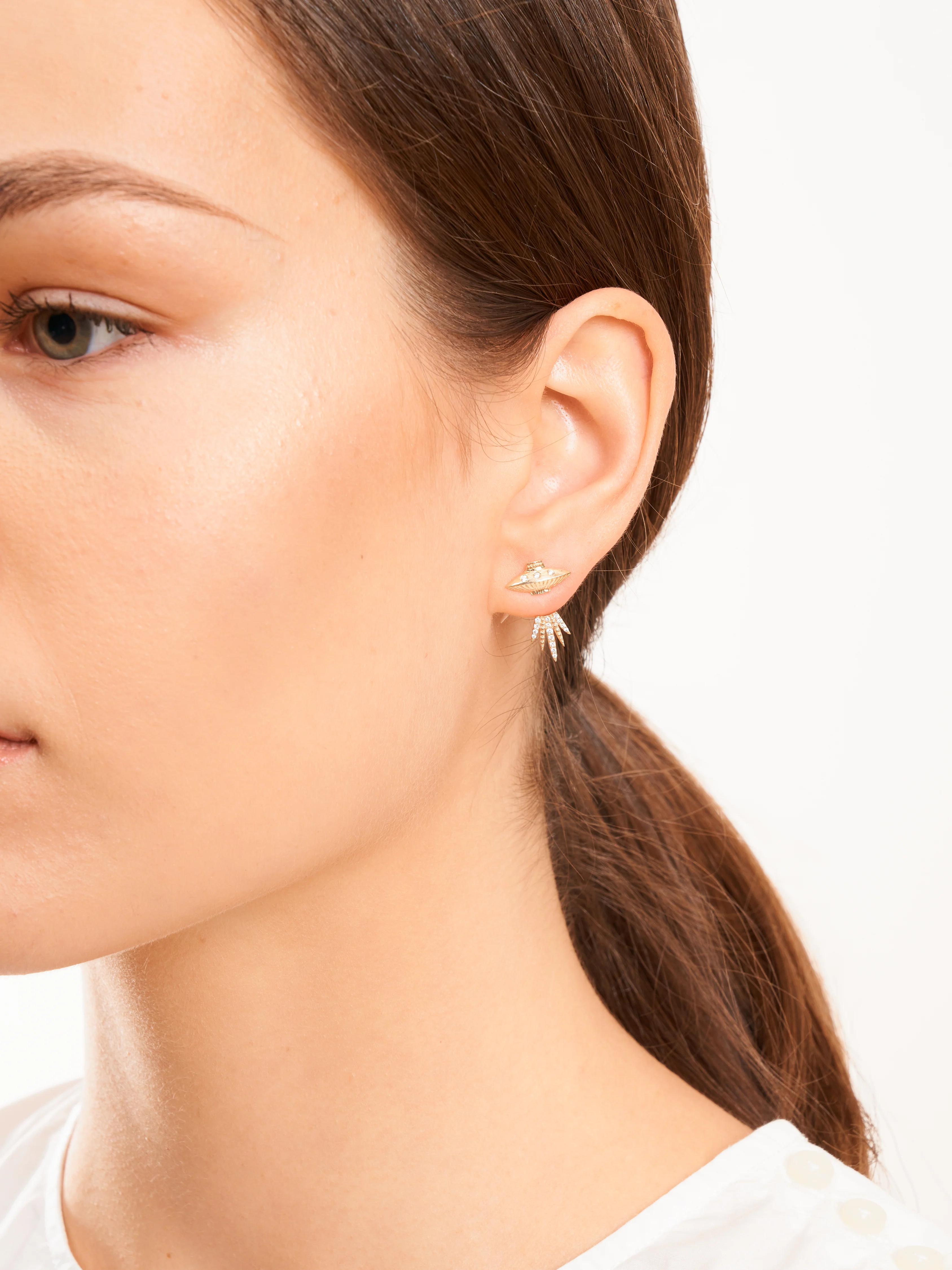 tender abduction diamond single earring - Image 5