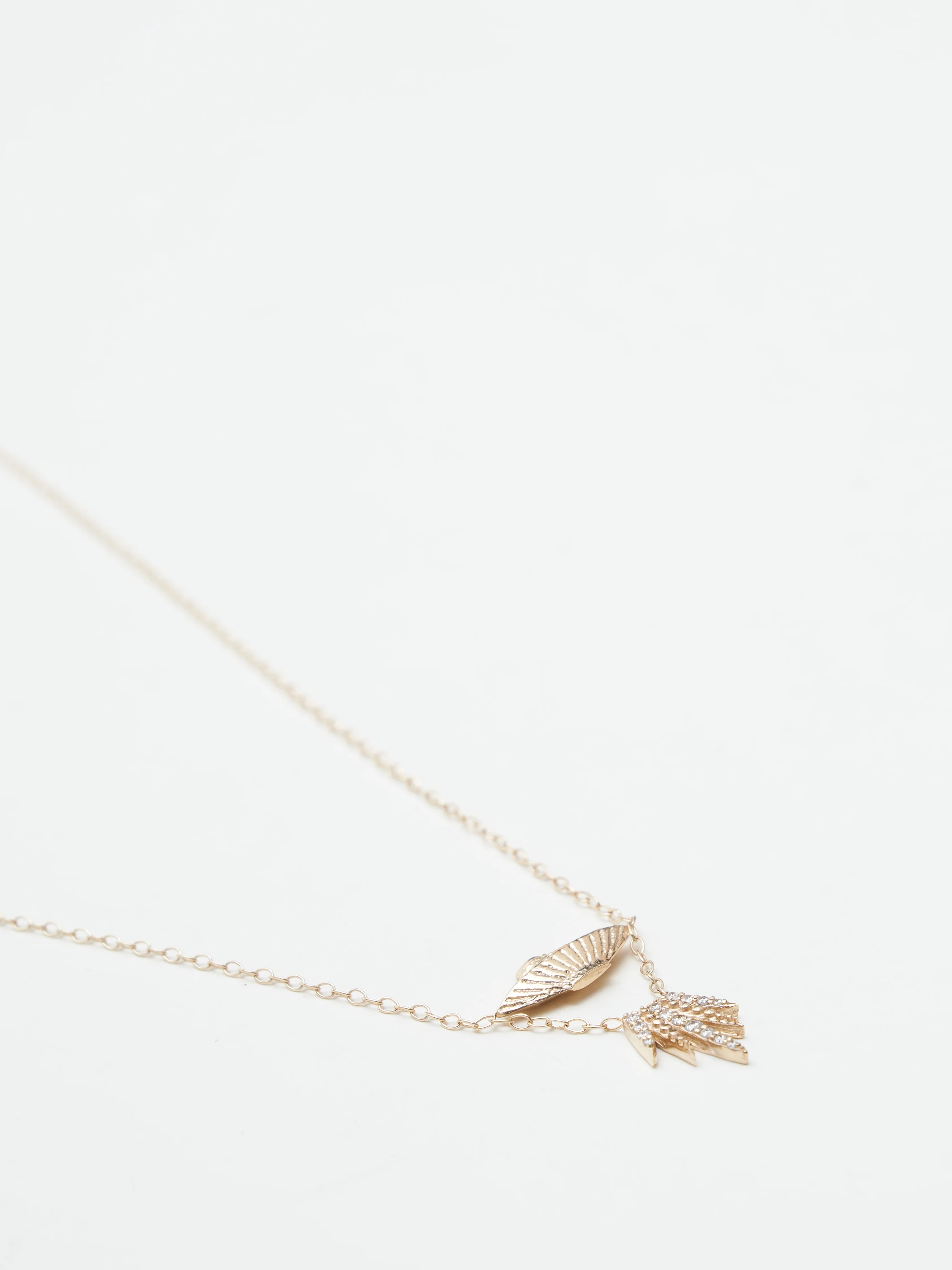 ufo necklace with diamonds - Image 3