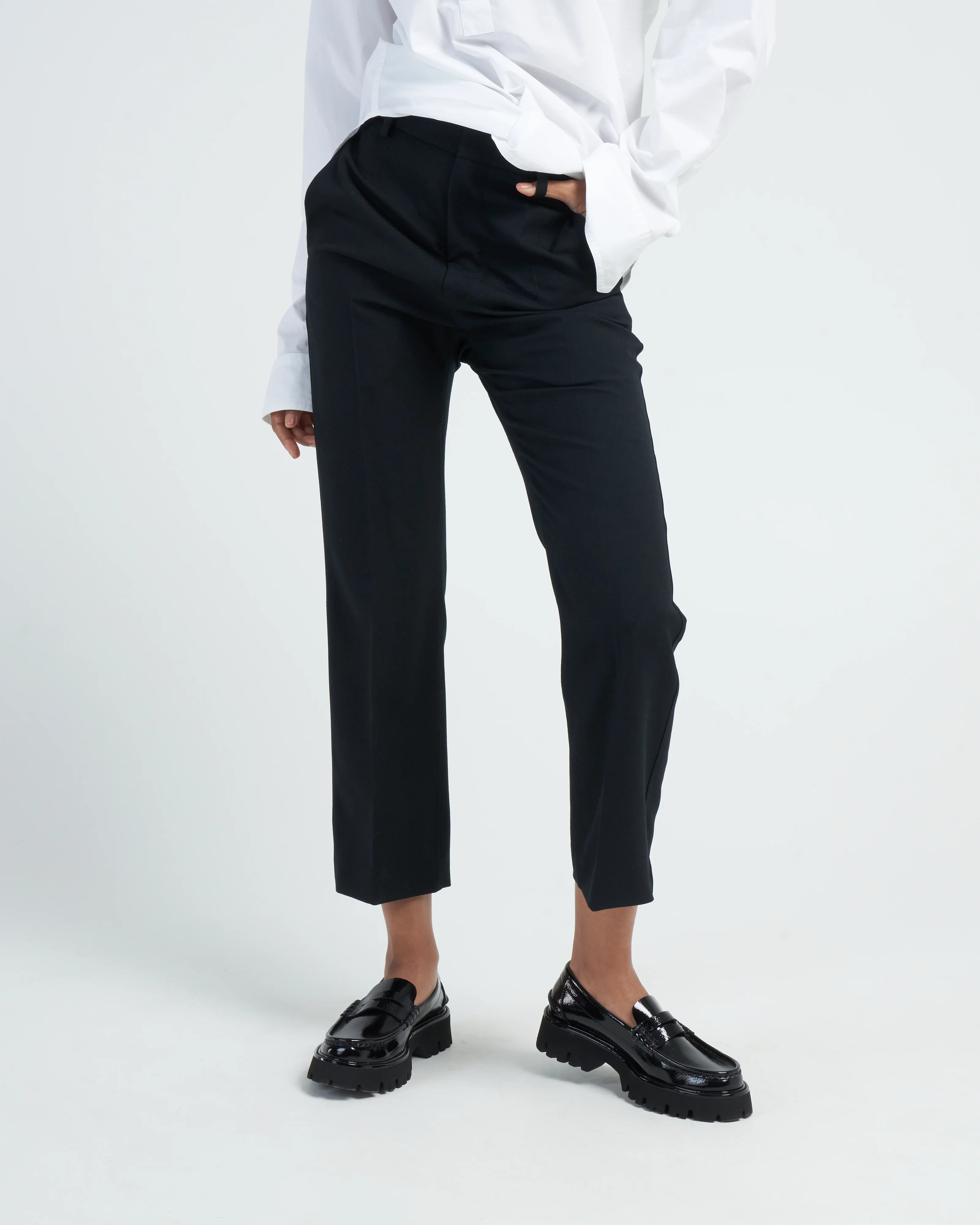 classic crease pants - black