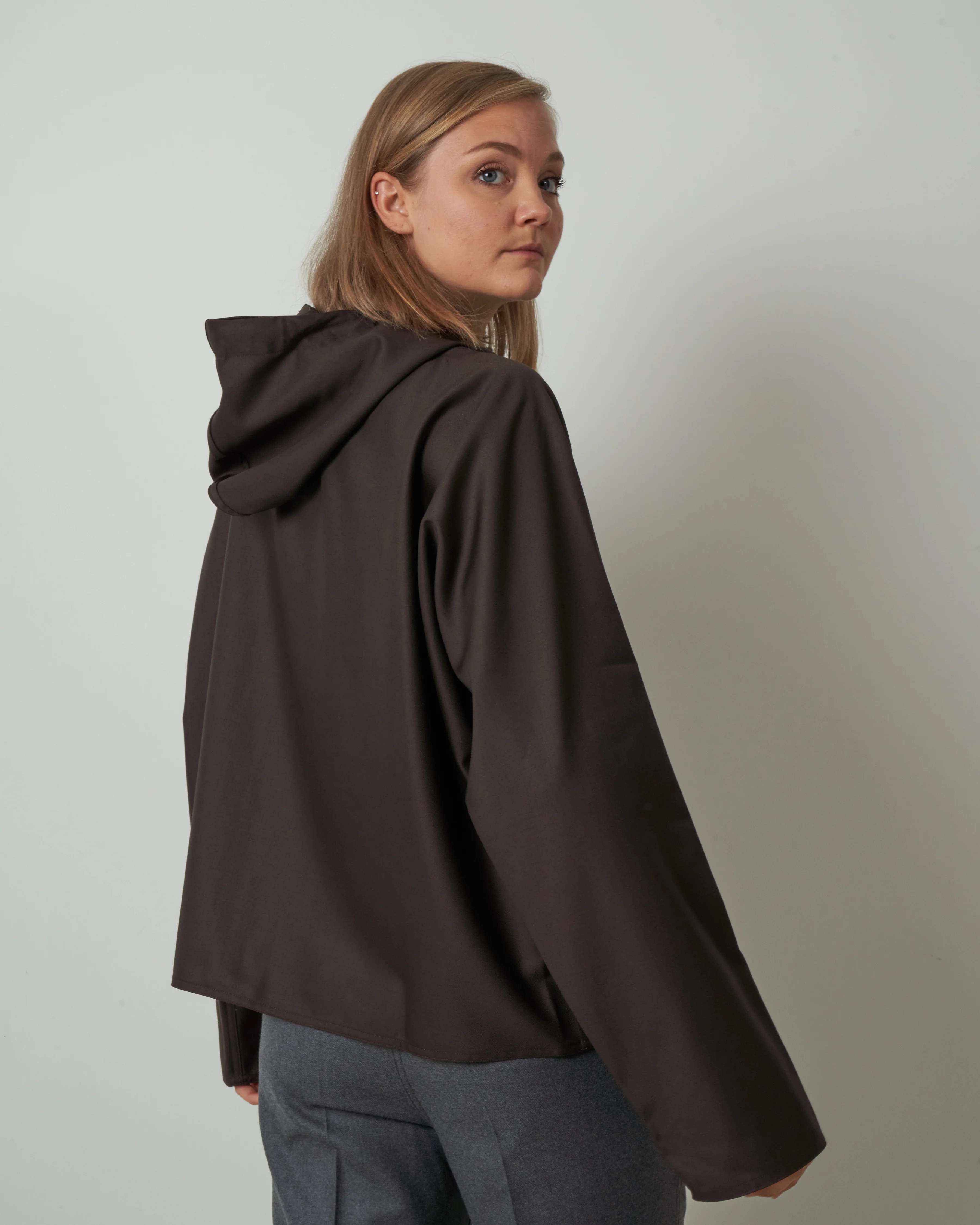 hooded lslv top - woven chocolate - Image 2