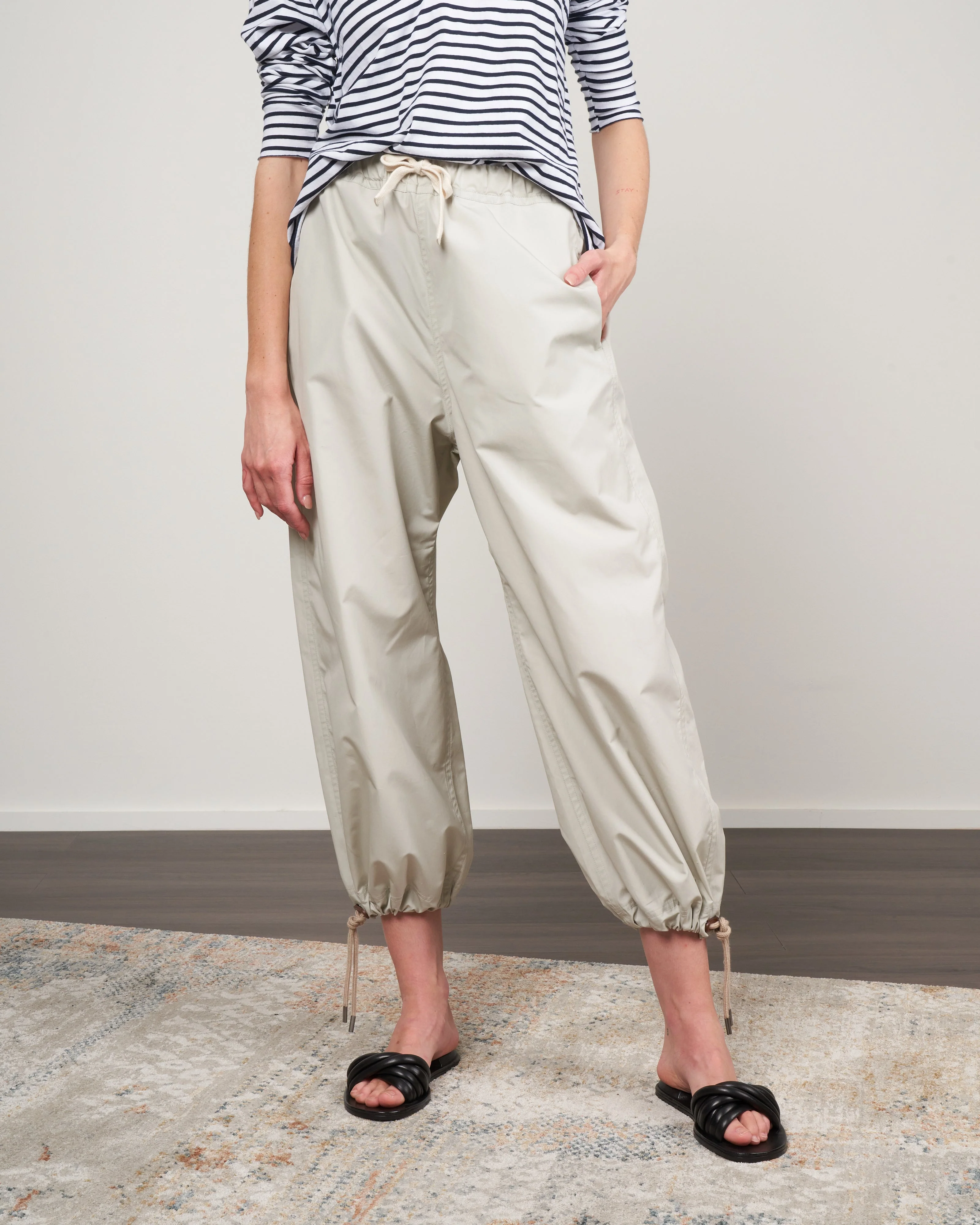 pesto pant cinched ankle - mastic - Image 2