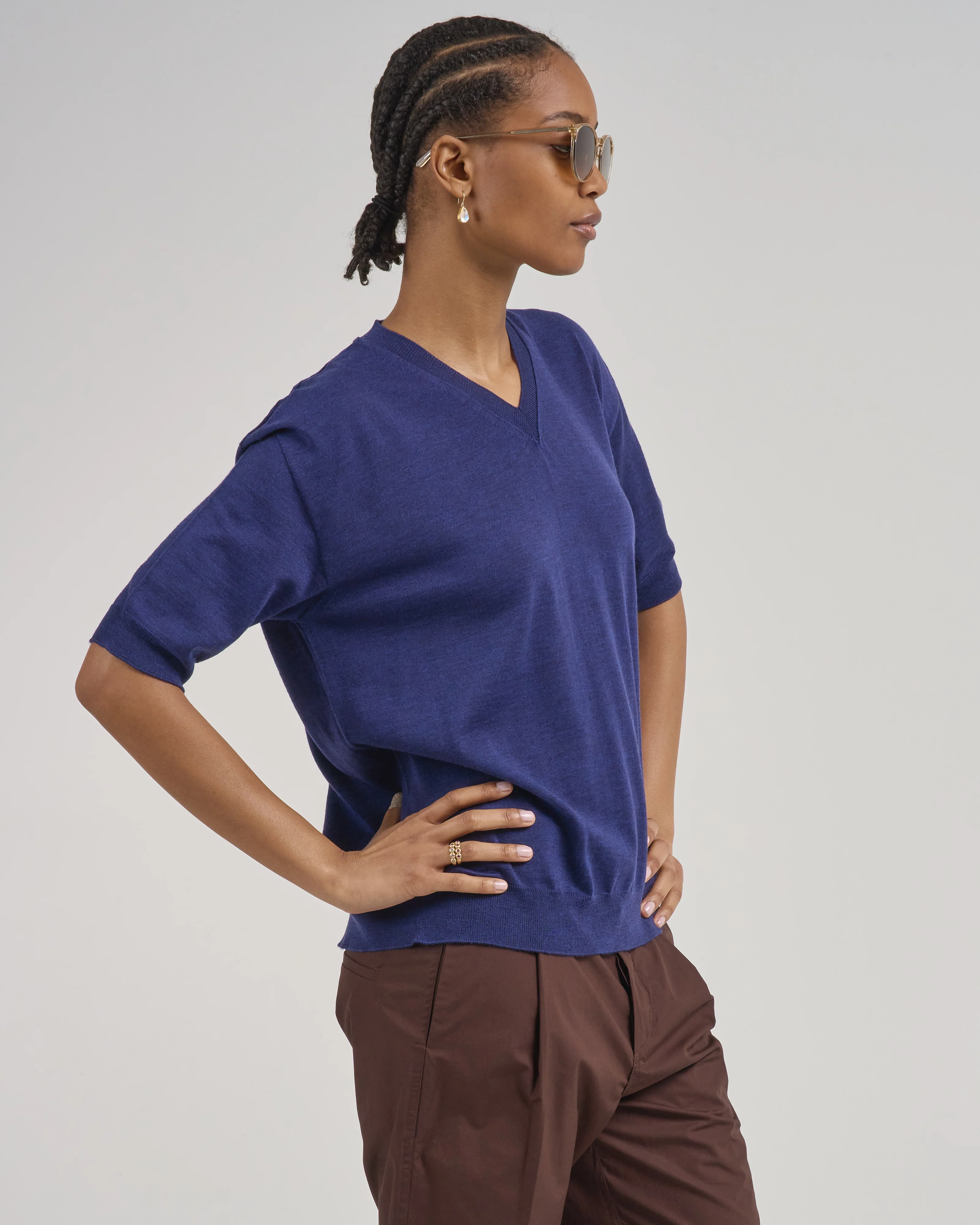 pullover short sleeve v neck - Image 3