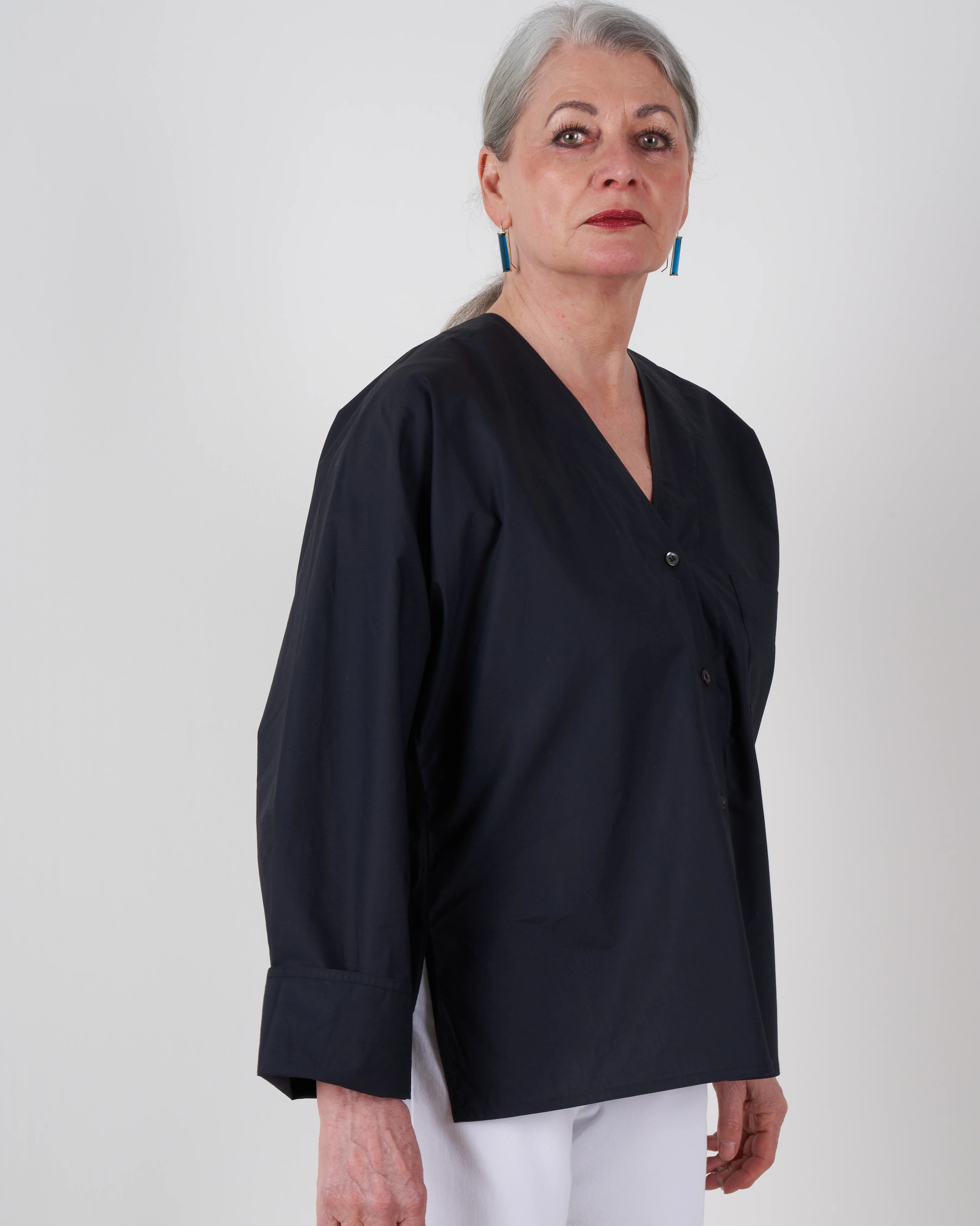 shirt with chest pocket - black - Image 4