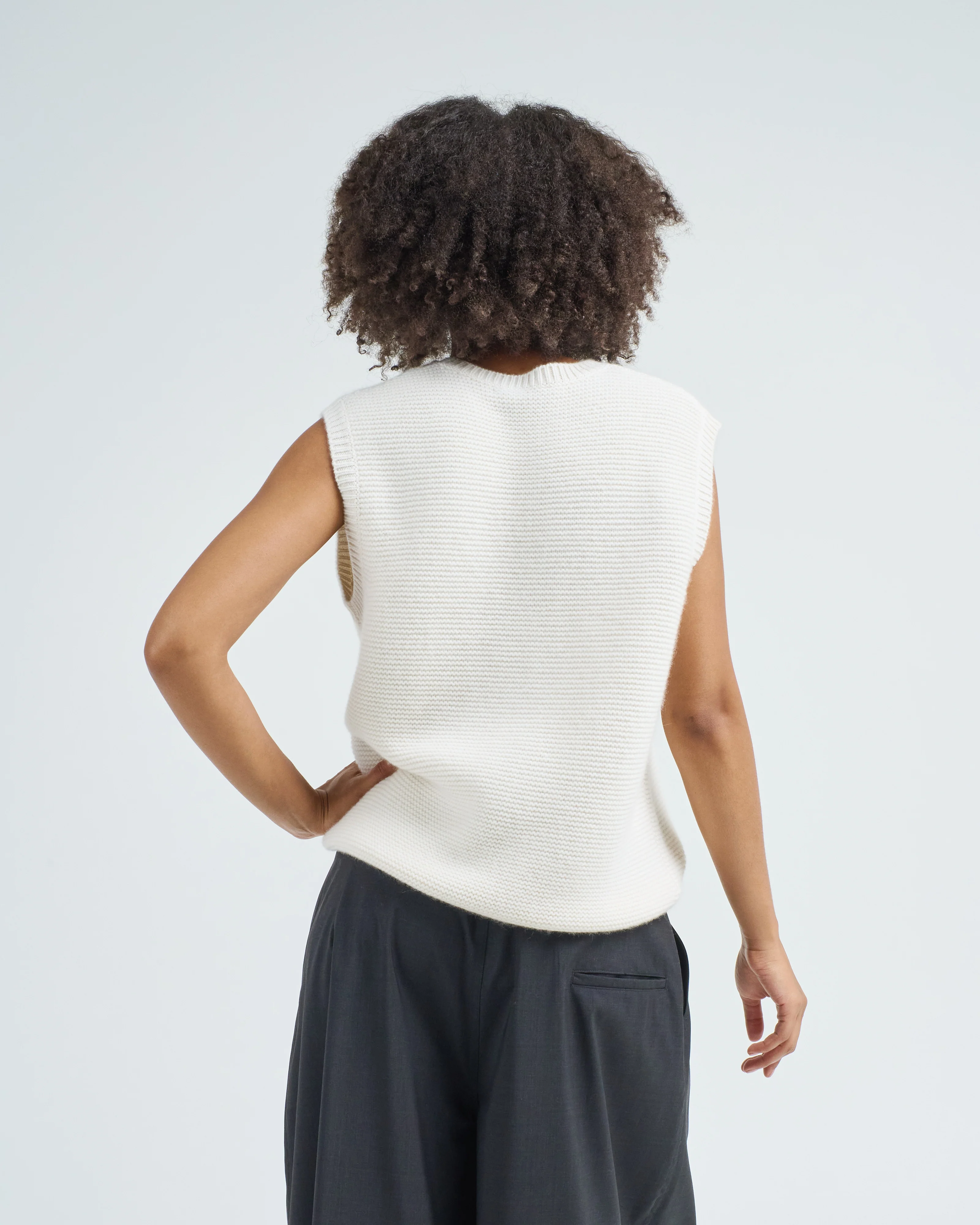 sleeveless crew neck sweater - Image 5