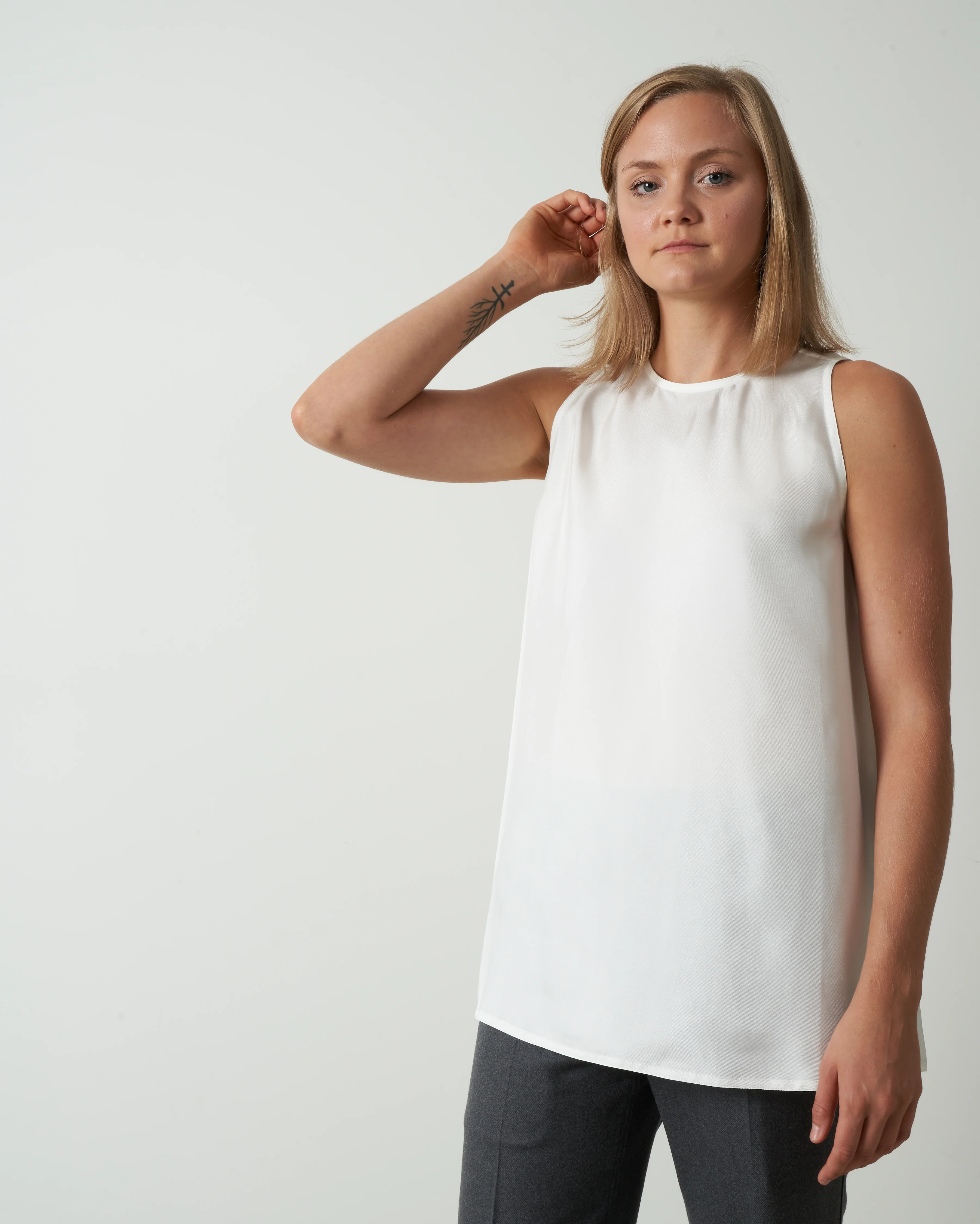 sleeveless crew neck top - woven off-white - Image 2