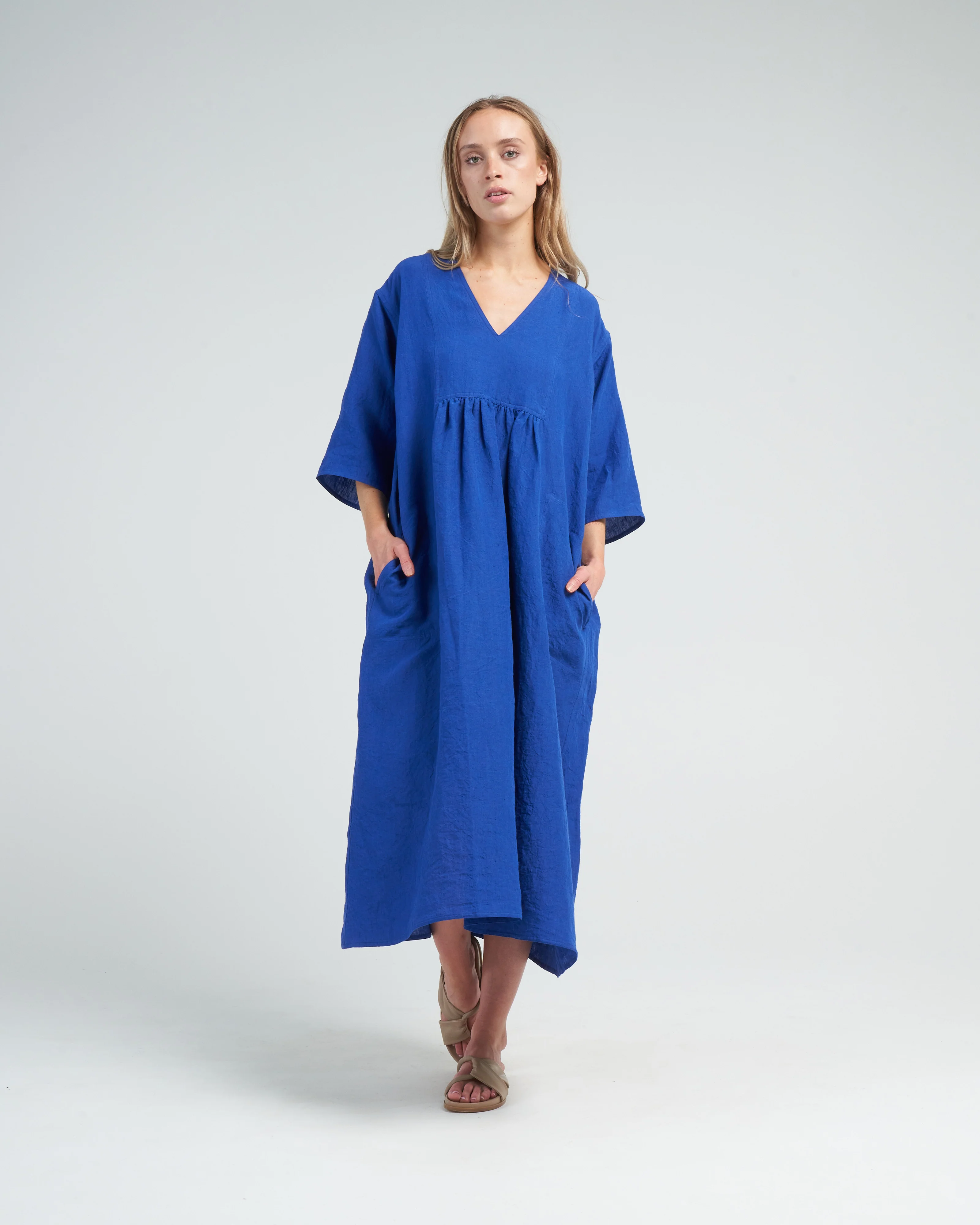v-neck linen dress - touareg - Image 2