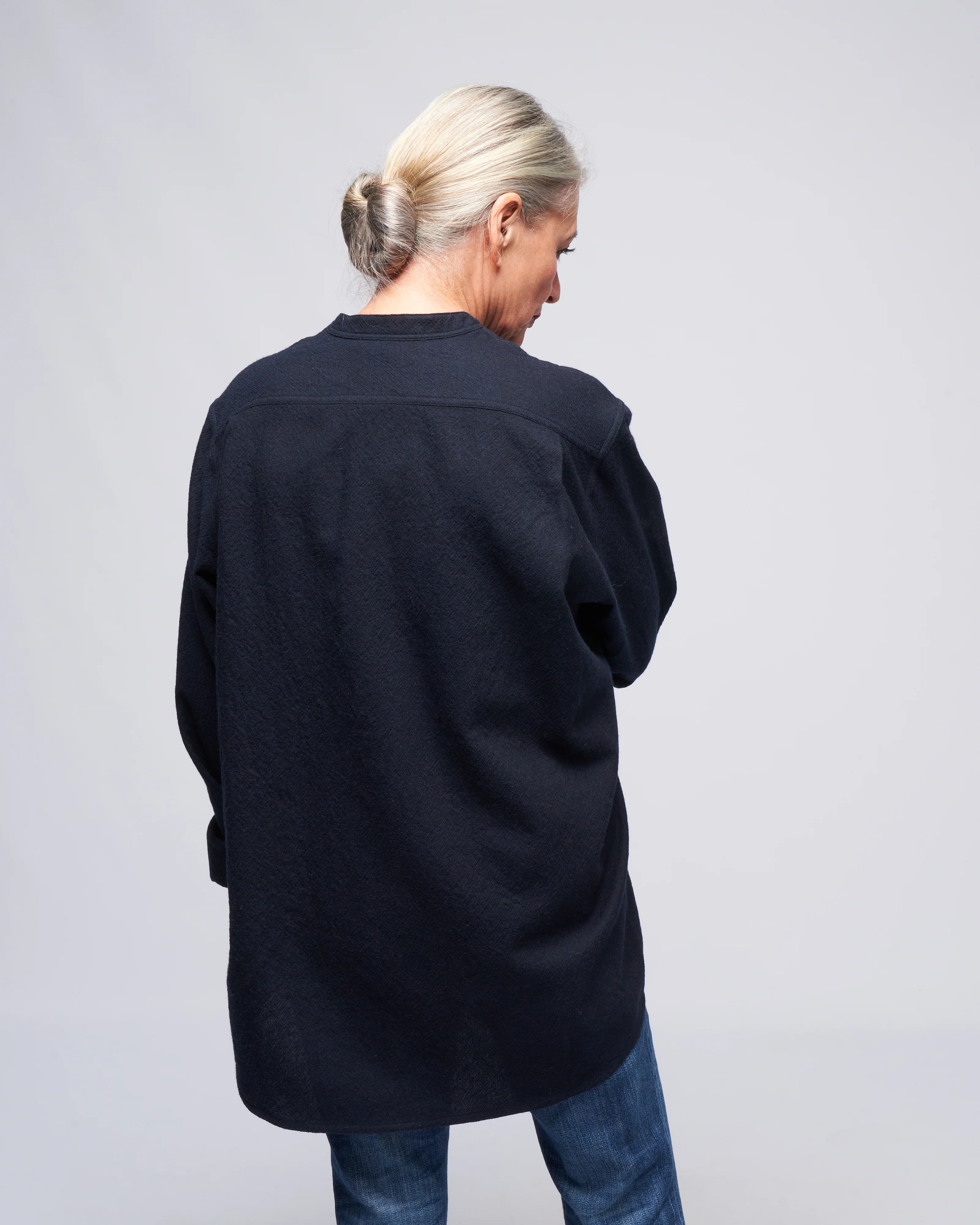 washed wool henley - woven dark navy - Image 4
